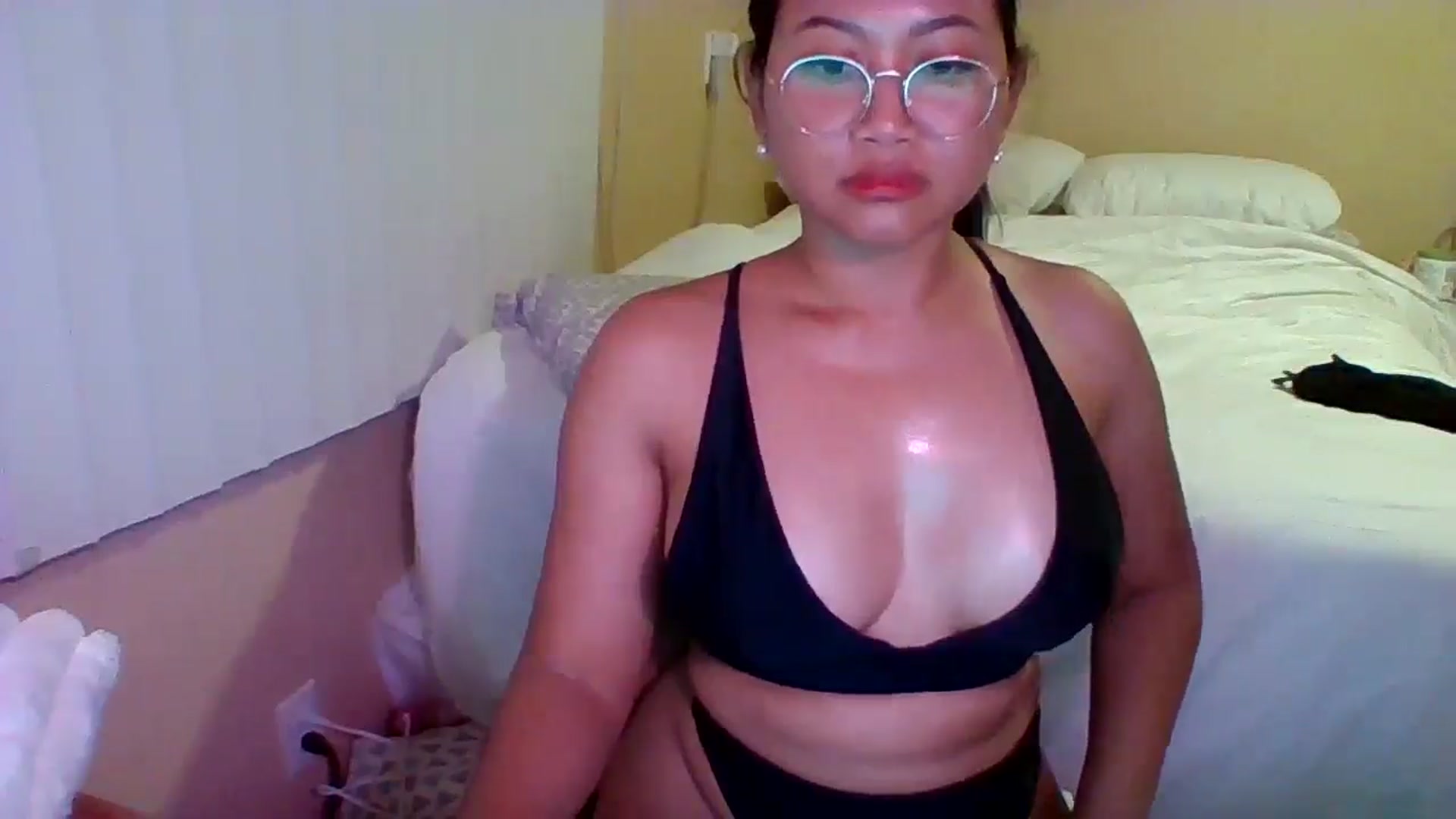 Gallery image thumbnail from buttercupss's myfreecams stream on, 03/19/2025, 23:42 image 20 of 20