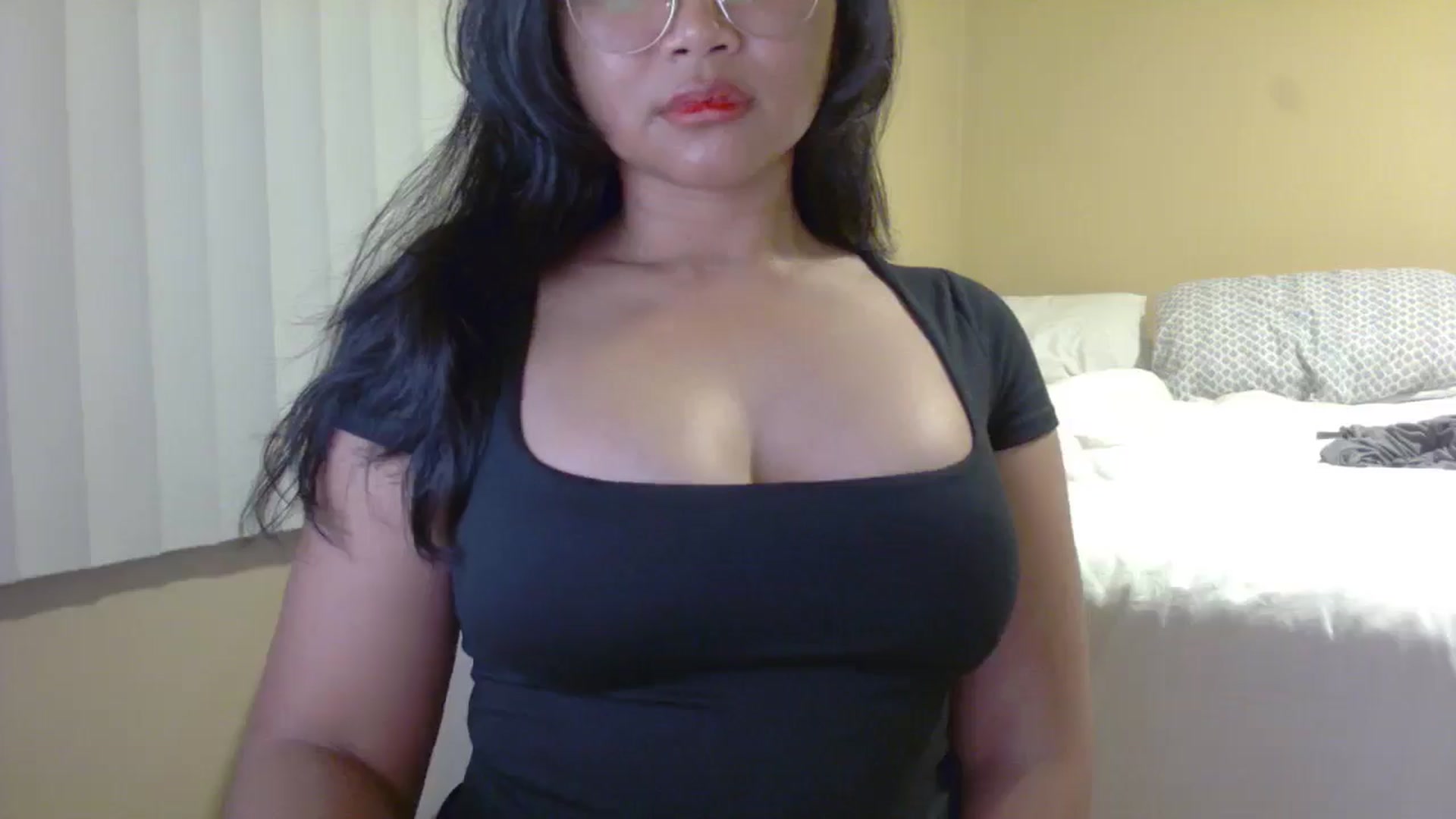 Gallery image thumbnail from buttercupss's myfreecams stream on, 03/24/2025, 08:25 image 13 of 20