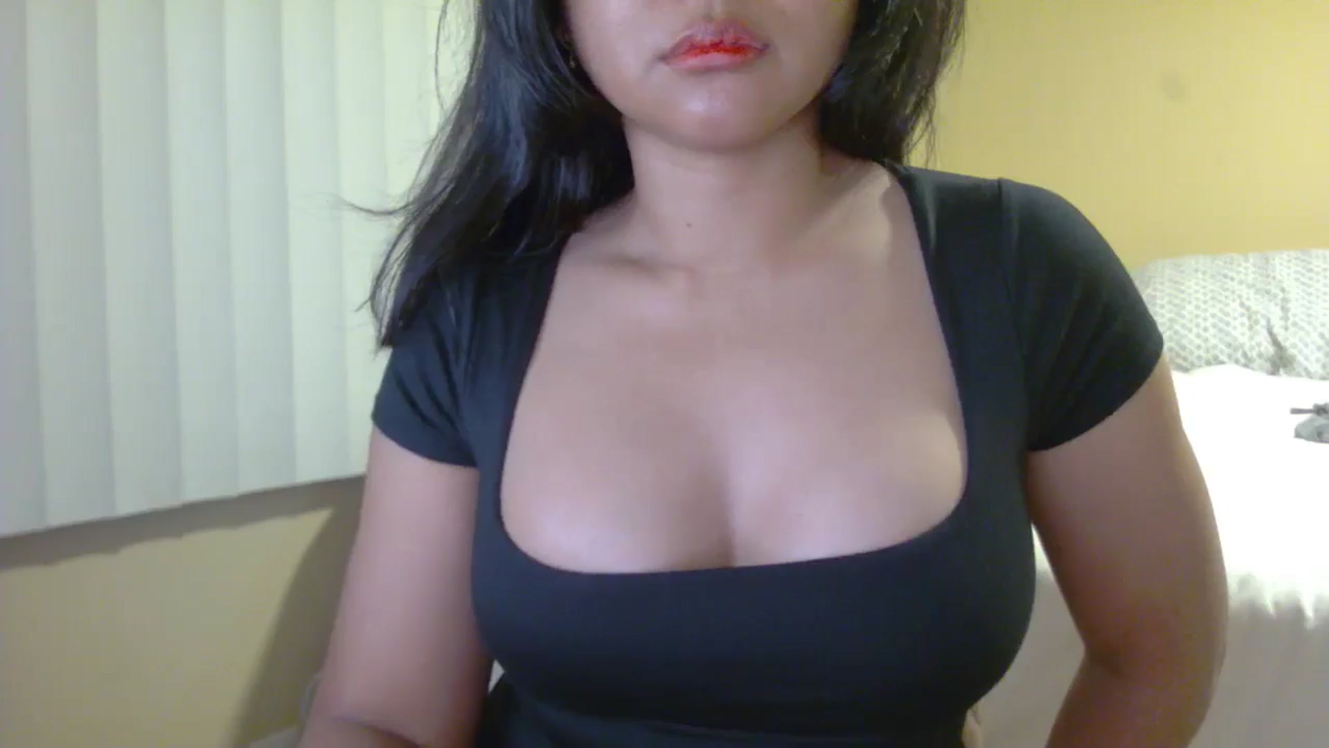 Gallery image thumbnail from buttercupss's myfreecams stream on, 03/24/2025, 08:25 image 9 of 20