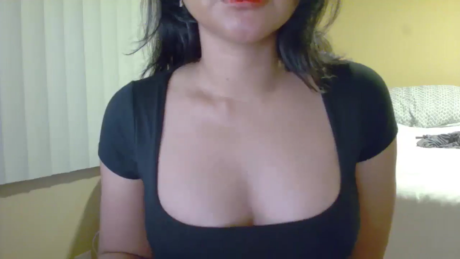 Gallery image thumbnail from buttercupss's myfreecams stream on, 03/24/2025, 08:42 image 7 of 20