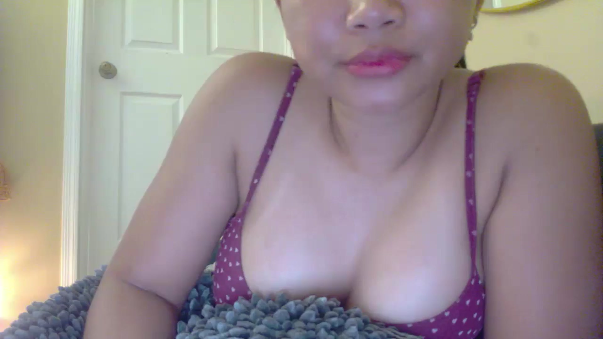 Gallery image thumbnail from buttercupss's myfreecams stream on, 04/27/2025, 07:56 image 13 of 20