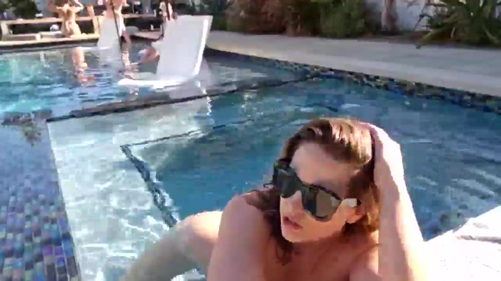 Gallery image thumbnail from caitlynsway's myfreecams stream on, 06/20/2025, 01:08 image 14 of 20