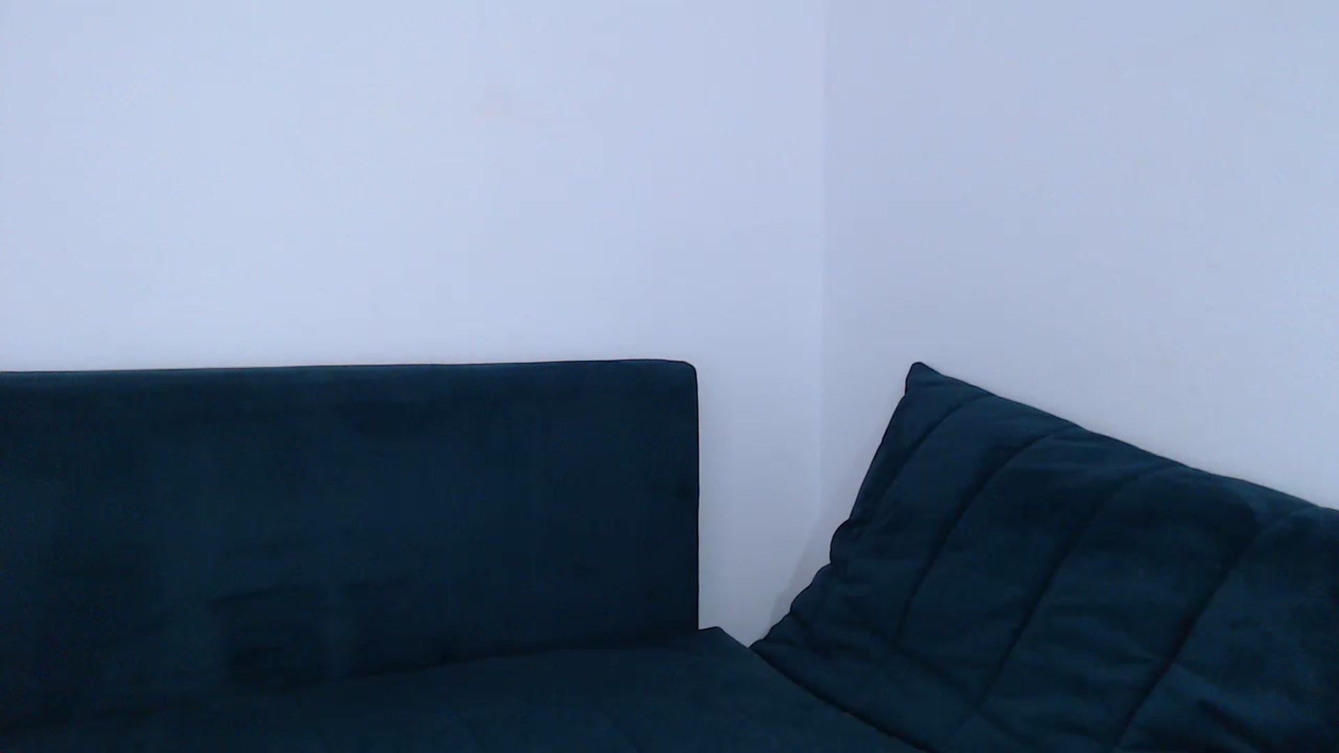 Gallery image thumbnail from call_me_em's myfreecams stream on, 11/15/2022, 10:32 image 10 of 20