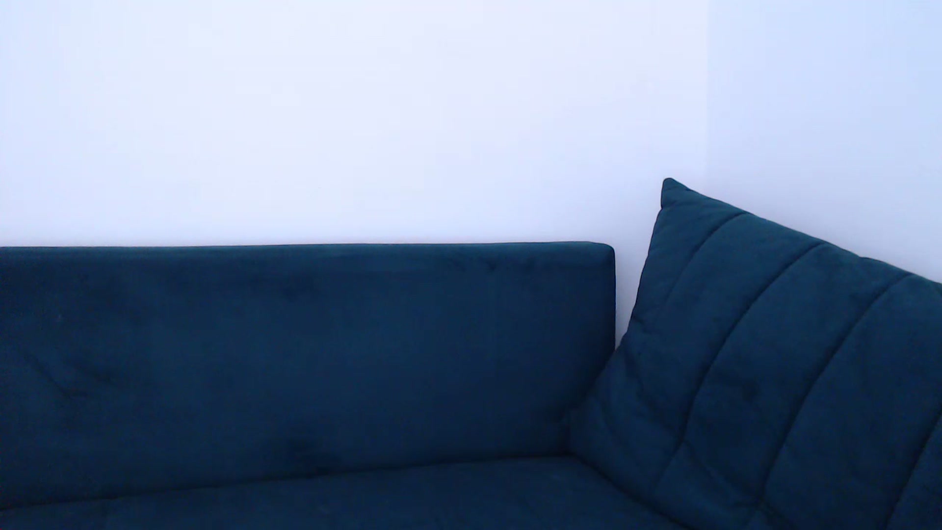 Gallery image thumbnail from call_me_em's myfreecams stream on, 11/28/2022, 10:25 image 16 of 20