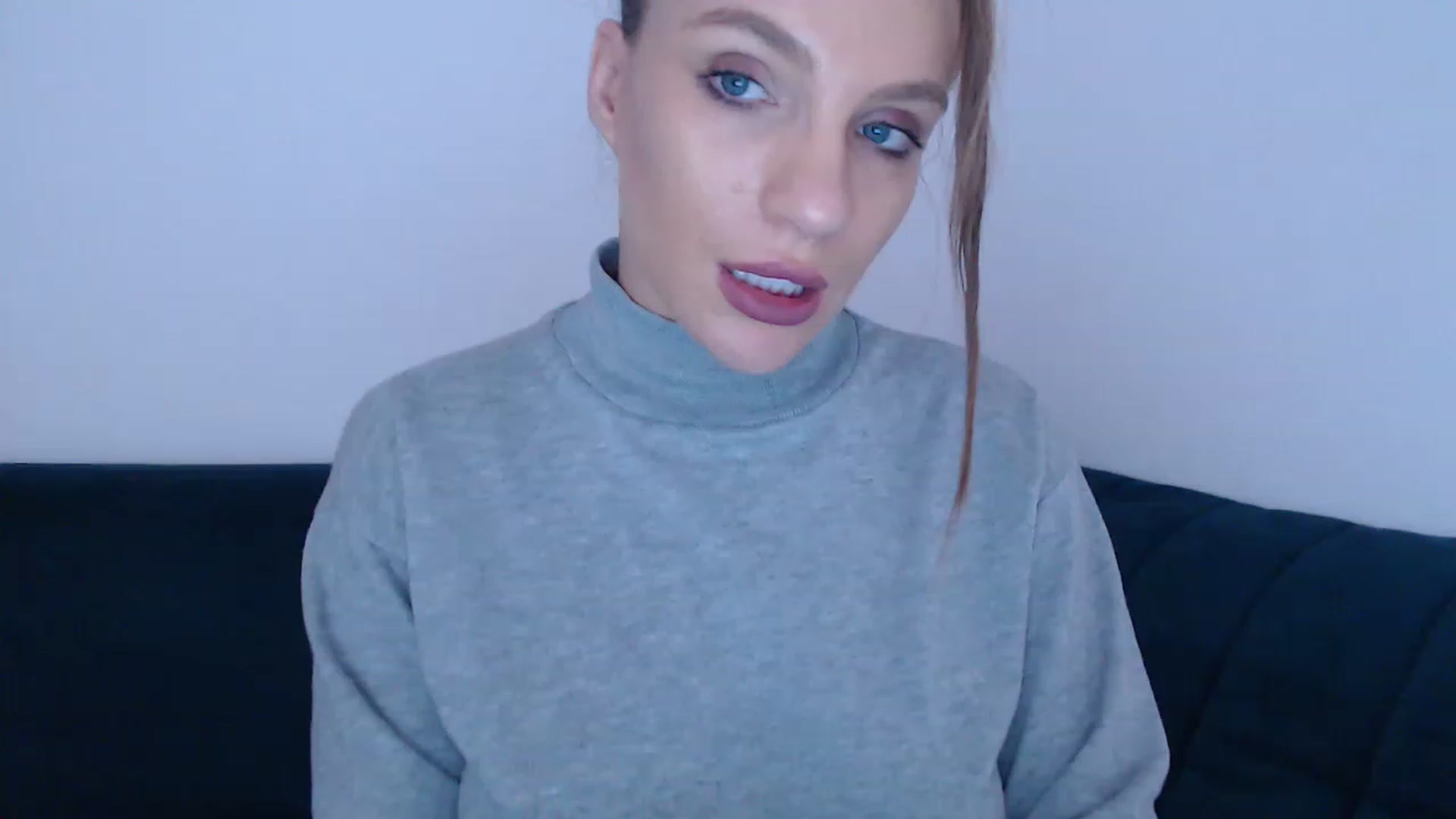 Gallery image thumbnail from call_me_em's myfreecams stream on, 12/05/2022, 12:48 image 7 of 20