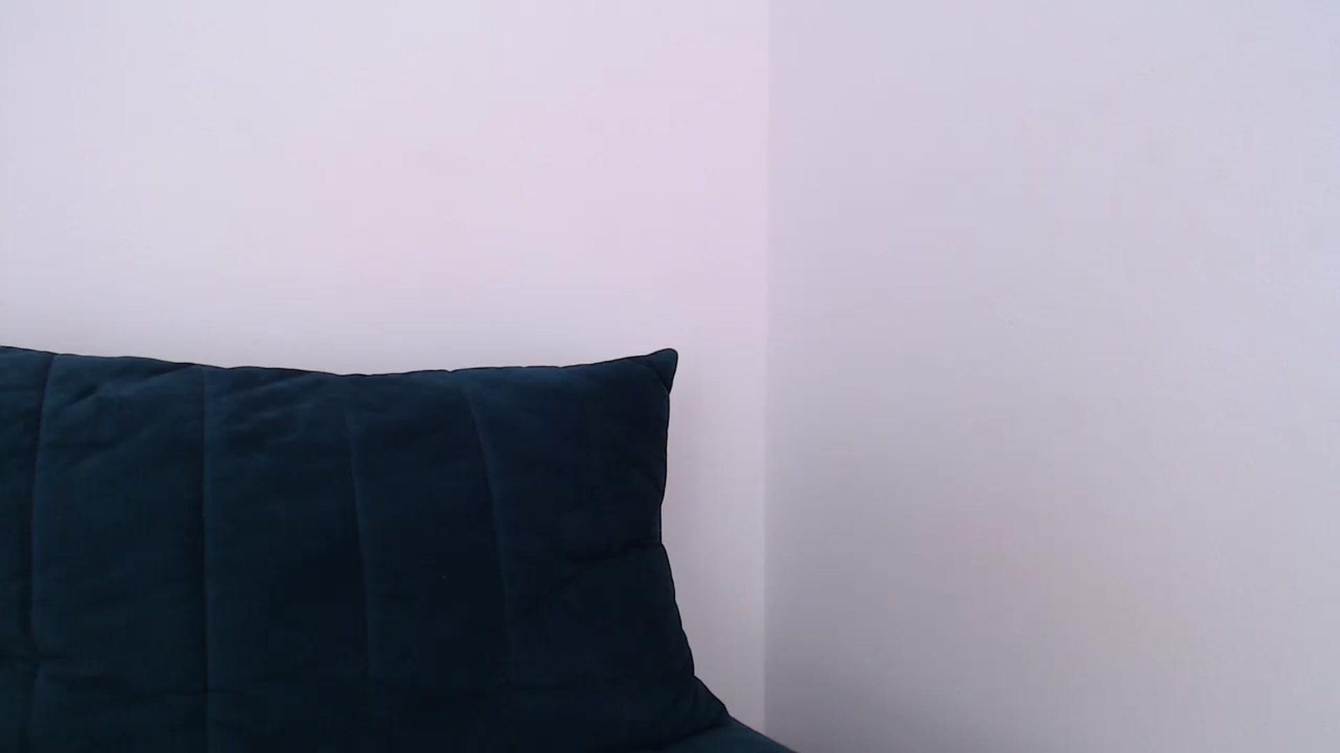 Gallery image thumbnail from call_me_em's myfreecams stream on, 12/15/2022, 11:27 image 6 of 20