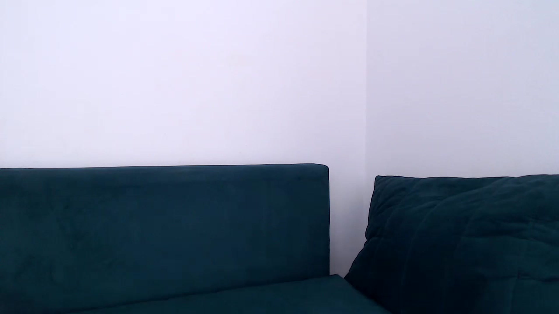 Gallery image thumbnail from call_me_em's myfreecams stream on, 01/01/2023, 12:16 image 9 of 20