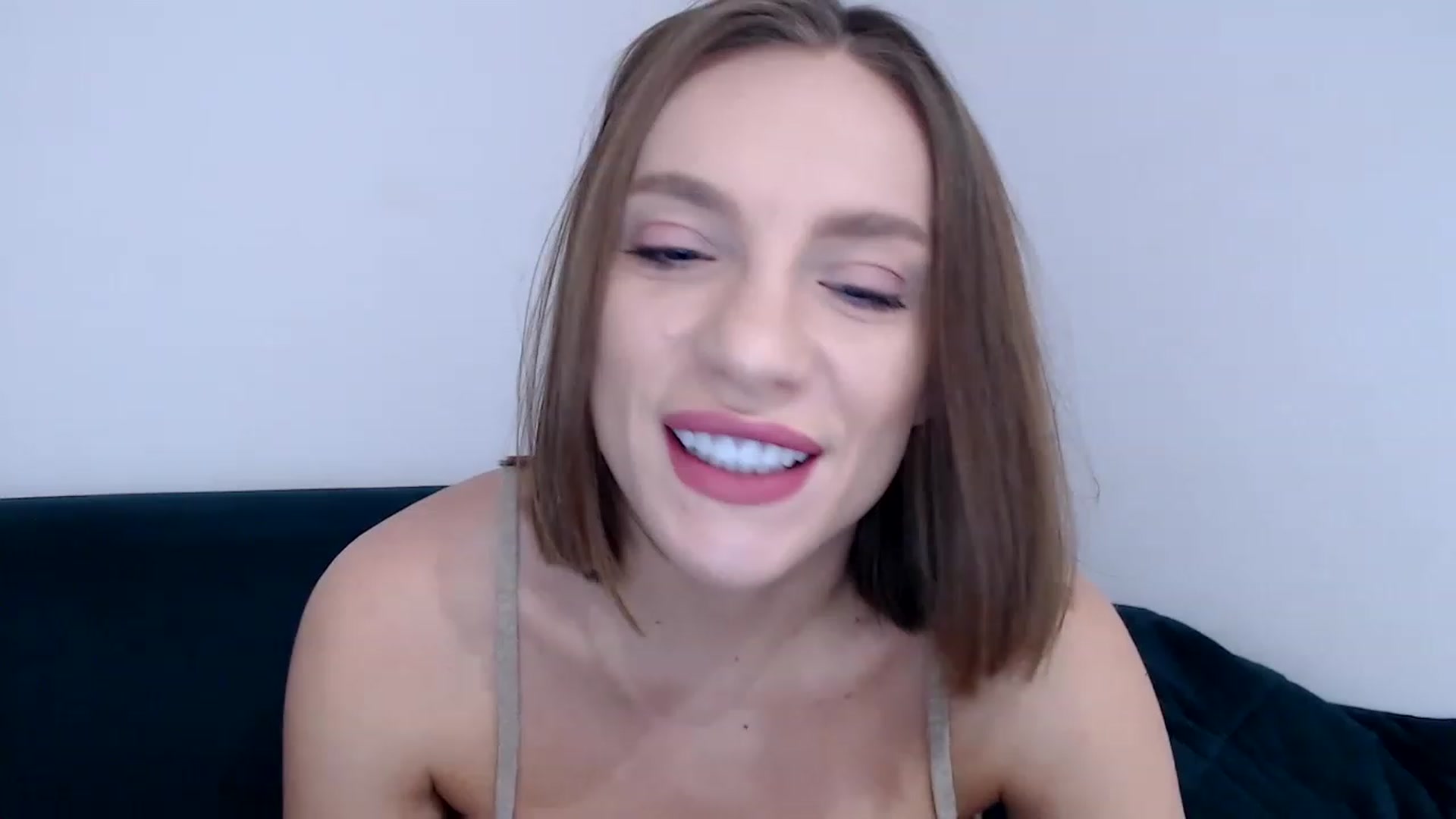 Gallery image thumbnail from call_me_em's myfreecams stream on, 01/04/2023, 08:39 image 5 of 20