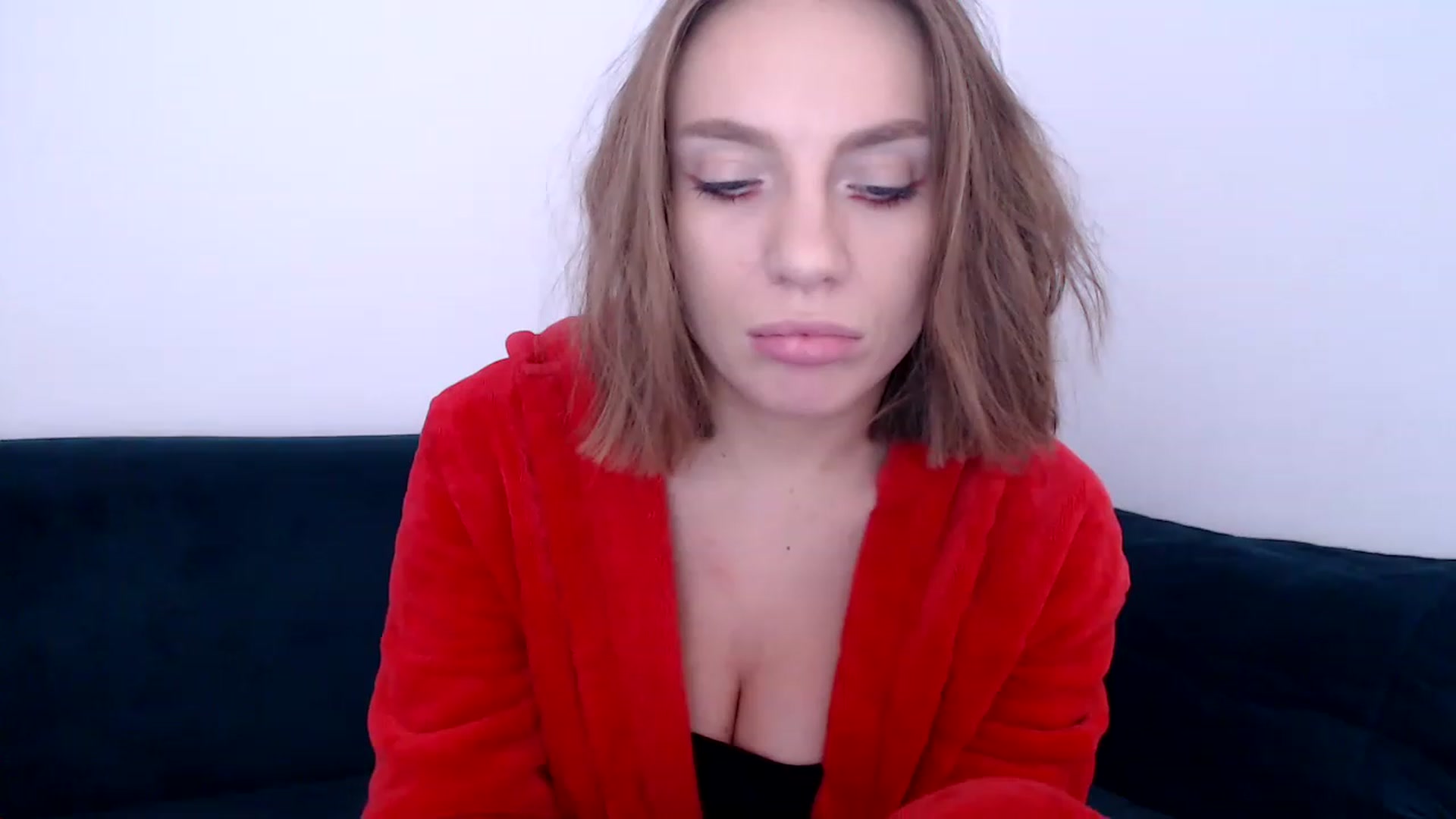 Gallery image thumbnail from call_me_em's myfreecams stream on, 01/05/2023, 10:23 image 5 of 20