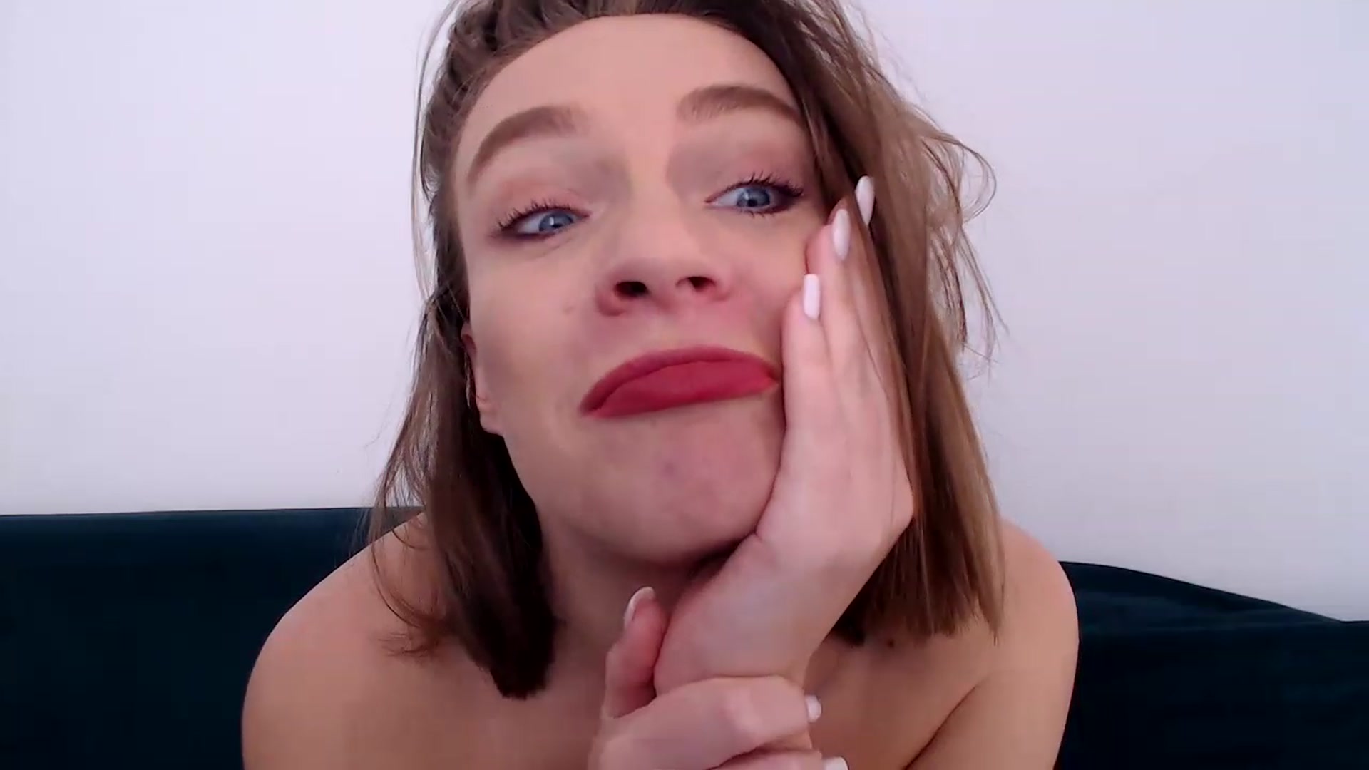 Gallery image thumbnail from call_me_em's myfreecams stream on, 01/07/2023, 12:04 image 20 of 20