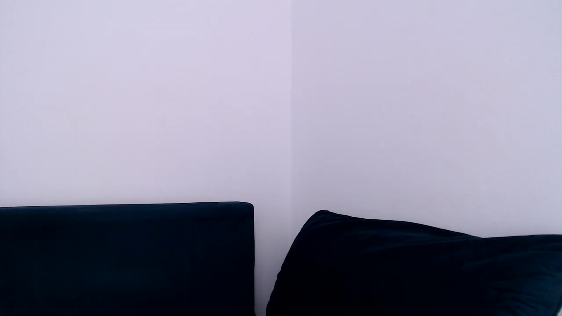 Gallery image thumbnail from call_me_em's myfreecams stream on, 01/07/2023, 12:04 image 13 of 20