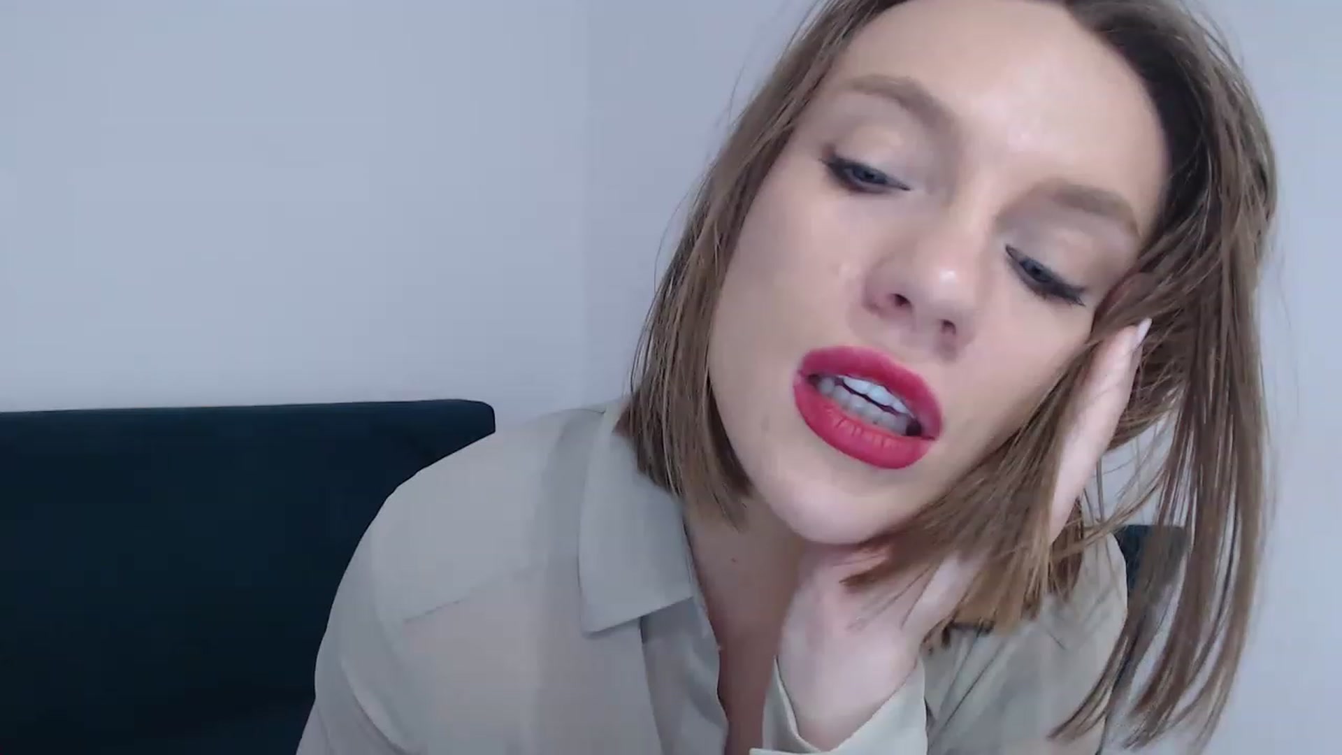Gallery image thumbnail from call_me_em's myfreecams stream on, 01/15/2023, 11:59 image 7 of 20