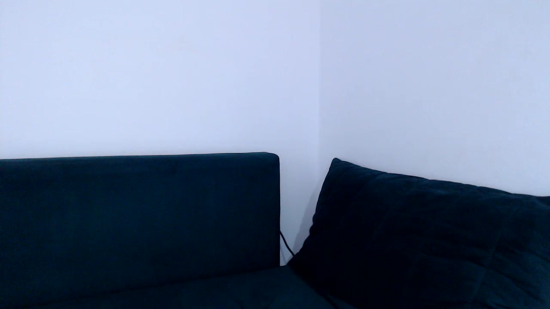 Gallery image thumbnail from call_me_em's myfreecams stream on, 01/23/2023, 08:05 image 10 of 20