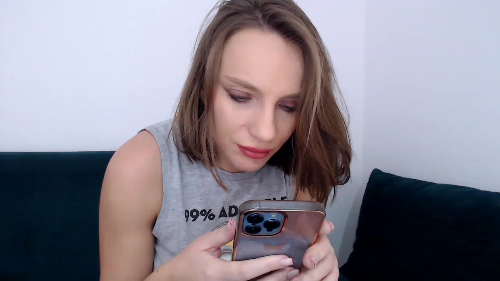 Gallery image thumbnail from call_me_em's myfreecams stream on, 01/26/2023, 11:15 image 1 of 20