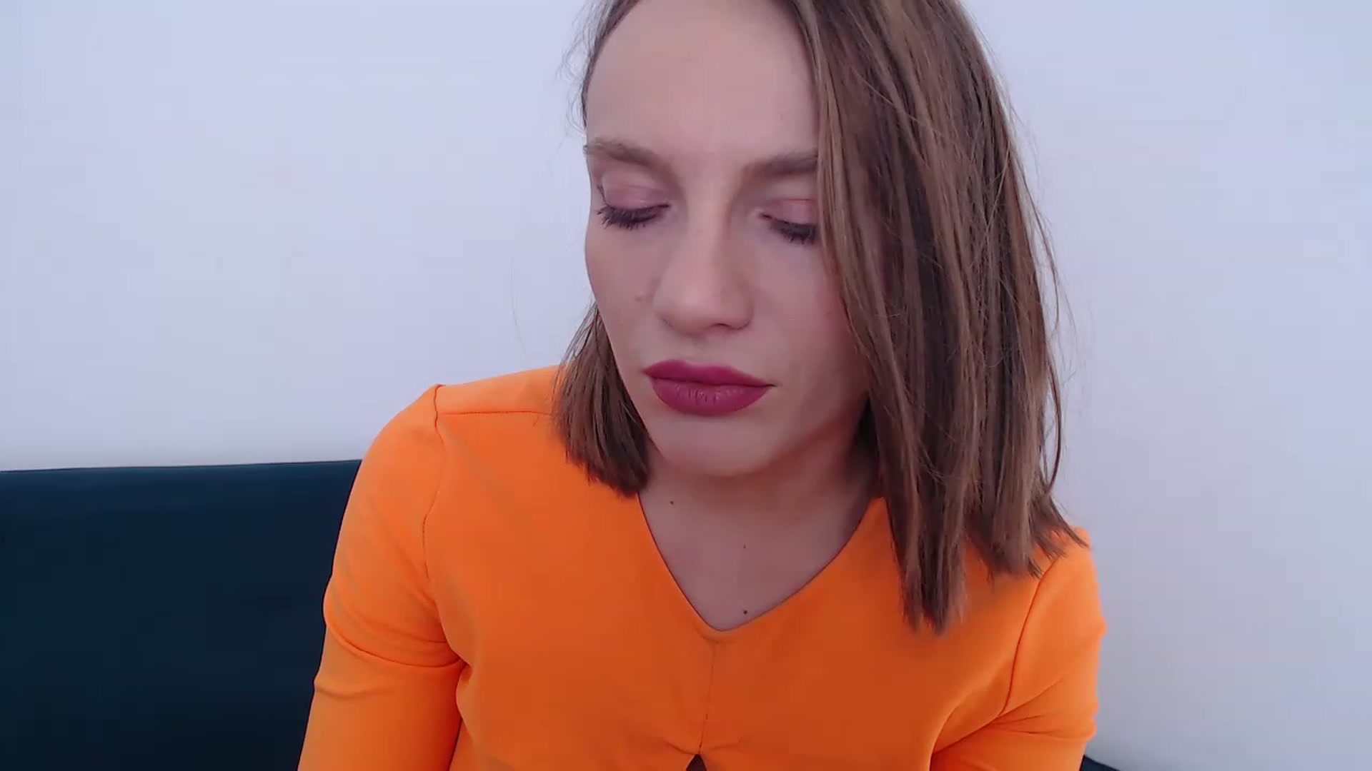 Gallery image thumbnail from call_me_em's myfreecams stream on, 02/12/2023, 10:05 image 12 of 20