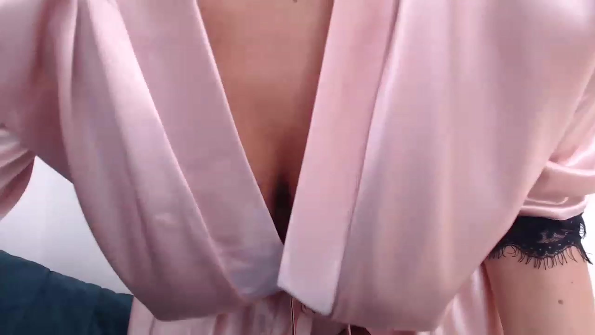 Gallery image thumbnail from call_me_em's myfreecams stream on, 02/14/2023, 10:18 image 8 of 20