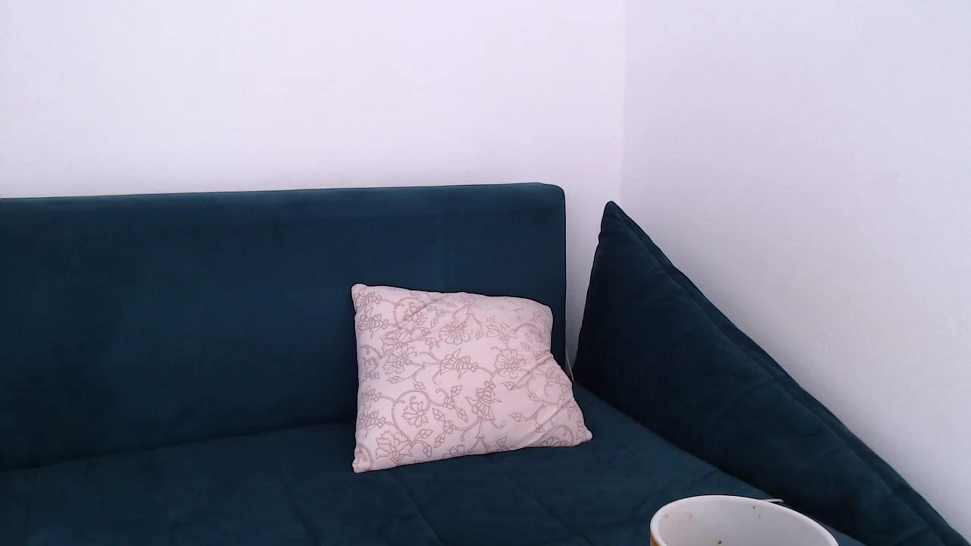 Gallery image thumbnail from call_me_em's myfreecams stream on, 02/22/2023, 09:49 image 6 of 20