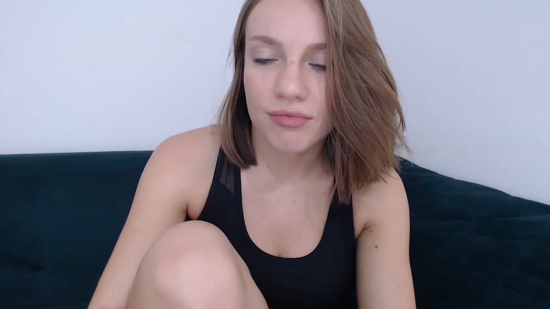 Gallery image thumbnail from call_me_em's myfreecams stream on, 02/24/2023, 10:25 image 2 of 20