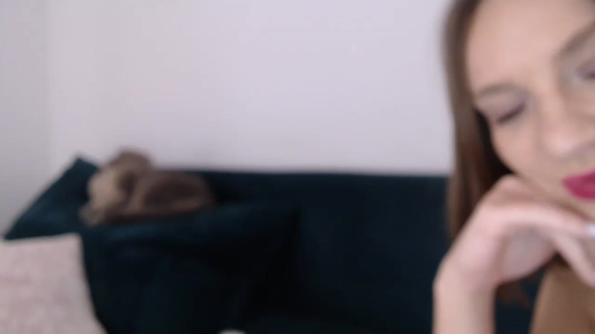 Gallery image thumbnail from call_me_em's myfreecams stream on, 02/26/2023, 10:37 image 9 of 20