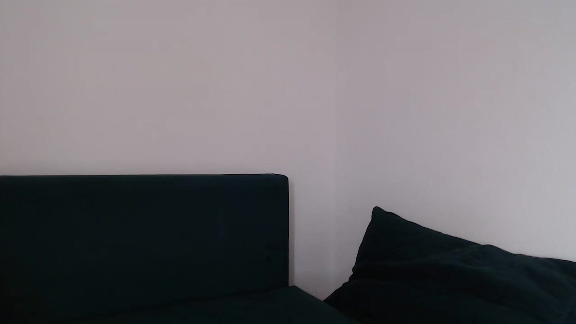 Gallery image thumbnail from call_me_em's myfreecams stream on, 03/08/2023, 09:43 image 14 of 20