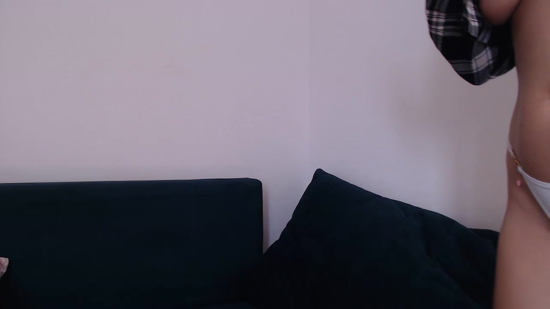 Gallery image thumbnail from call_me_em's myfreecams stream on, 03/14/2023, 09:42 image 17 of 20