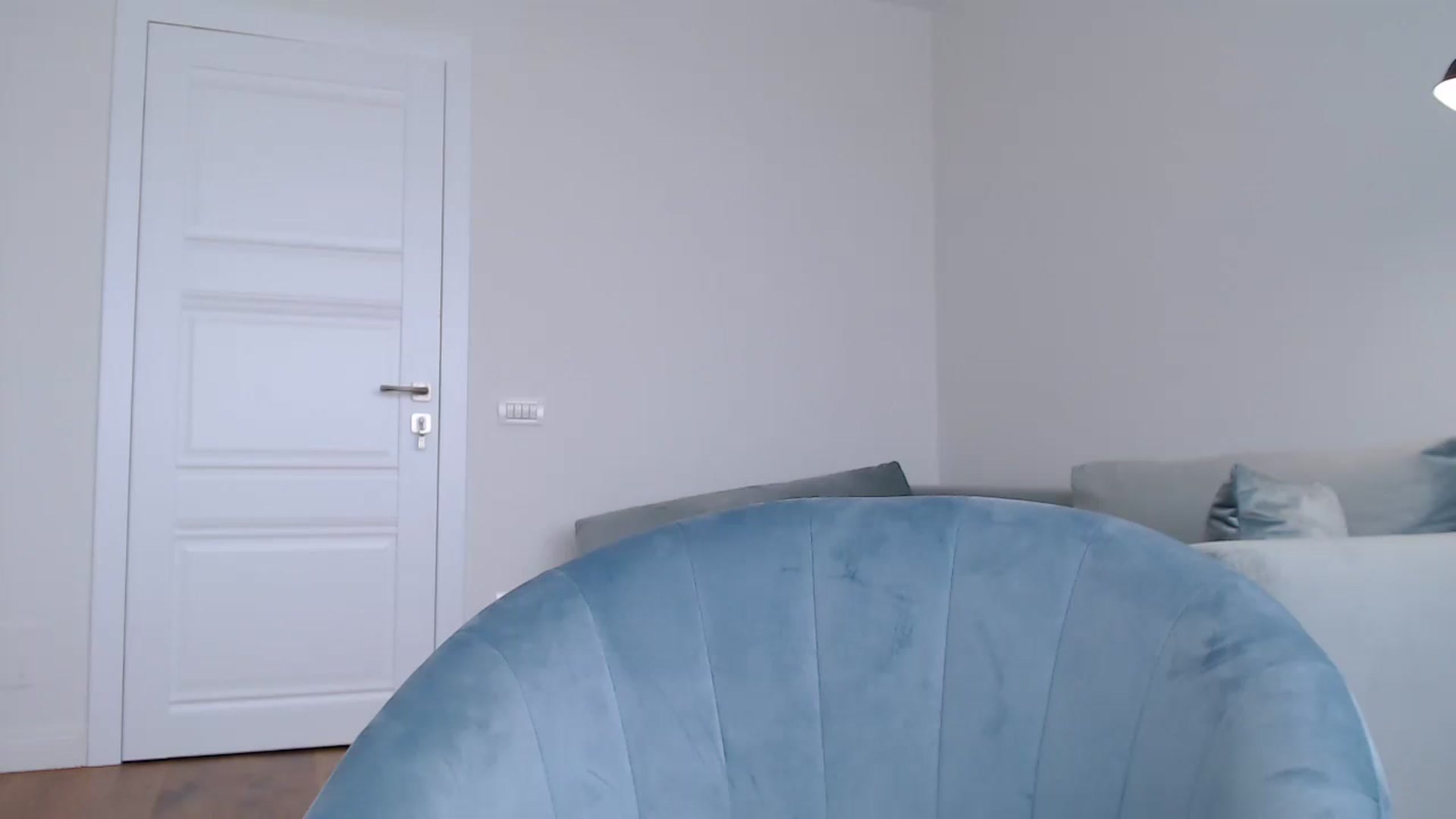 Gallery image thumbnail from call_me_em's myfreecams stream on, 03/21/2023, 10:54 image 3 of 20