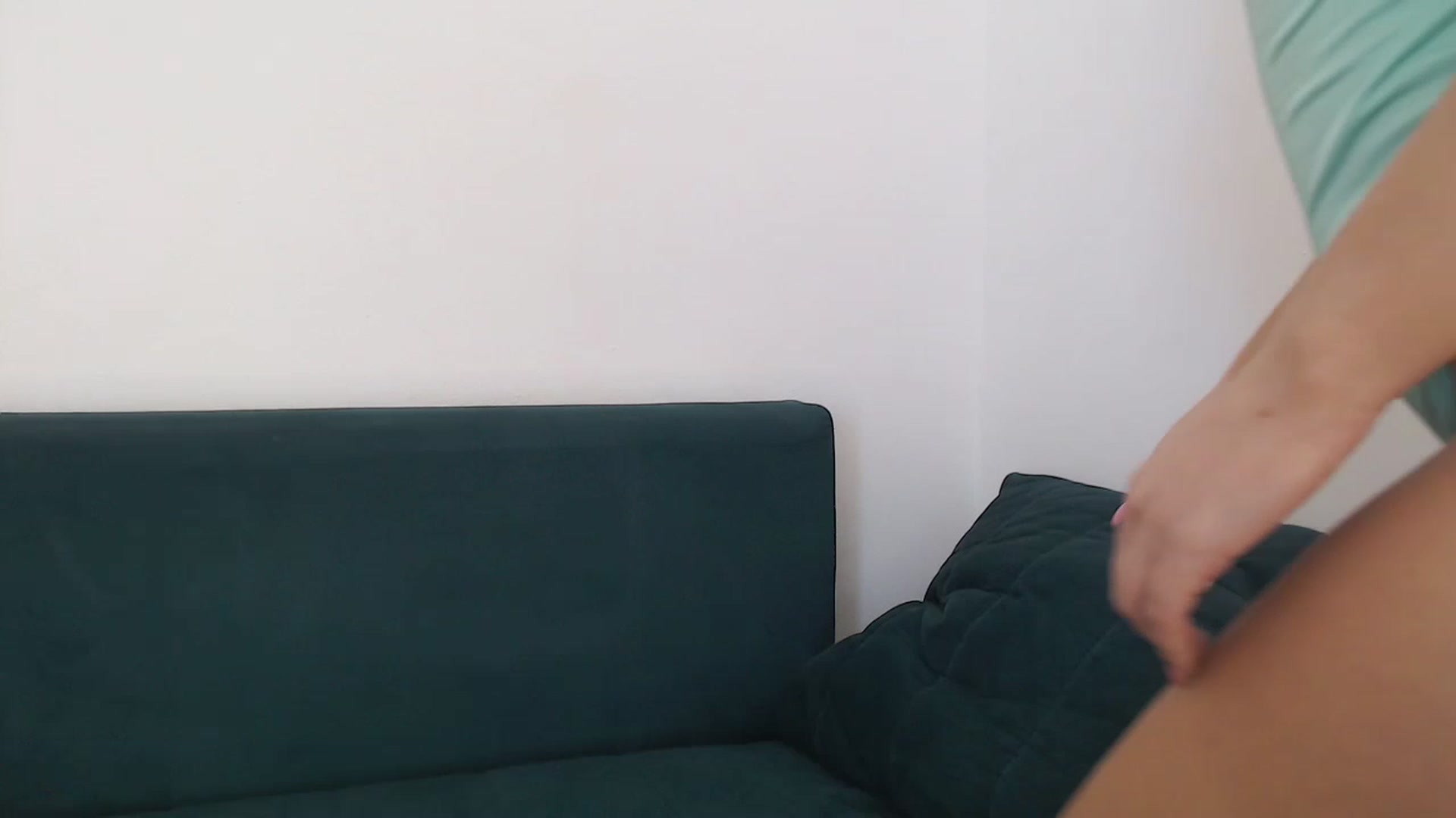 Gallery image thumbnail from call_me_em's myfreecams stream on, 03/29/2023, 11:07 image 20 of 20