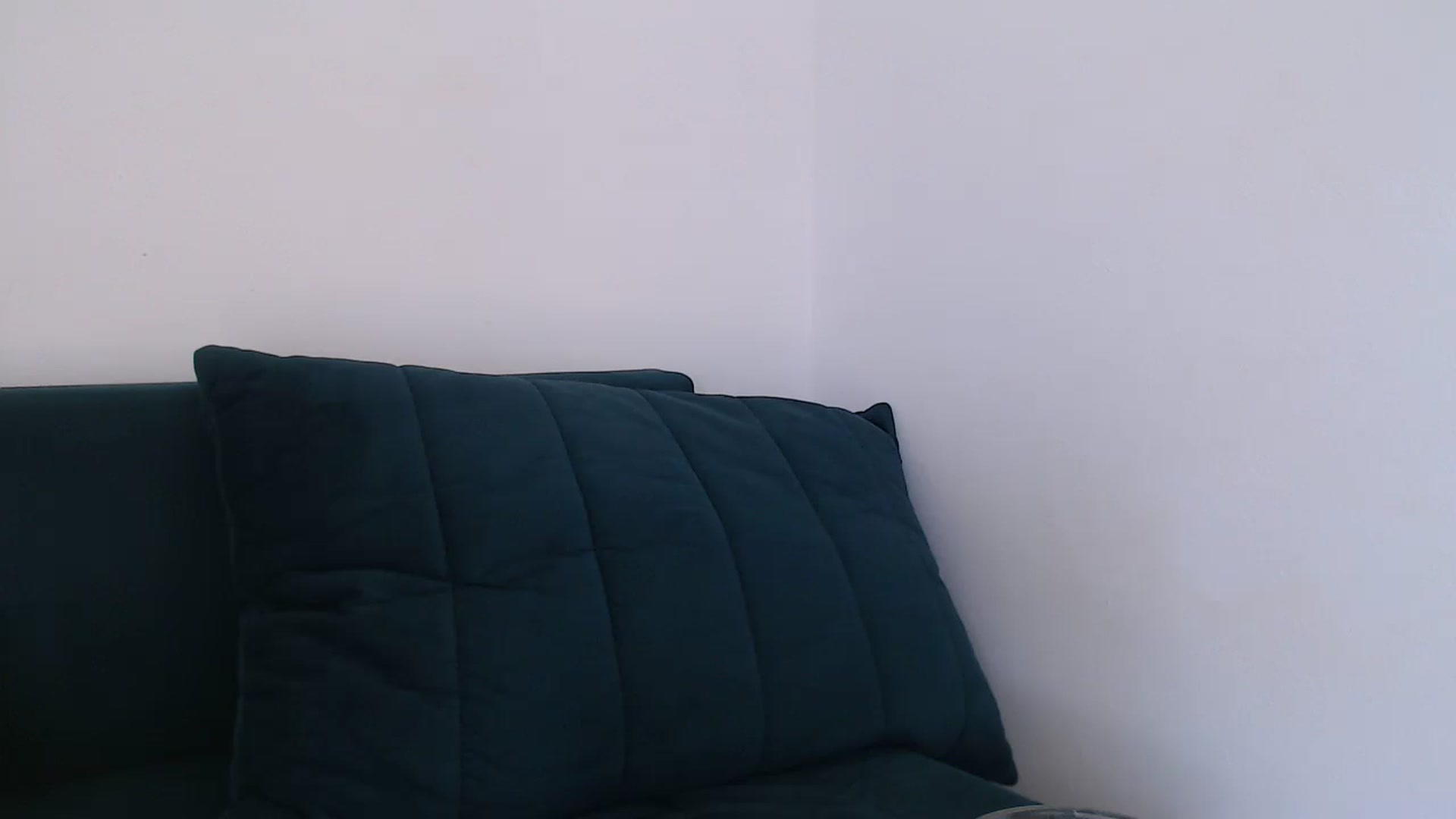 Gallery image thumbnail from call_me_em's myfreecams stream on, 04/20/2023, 09:25 image 18 of 20