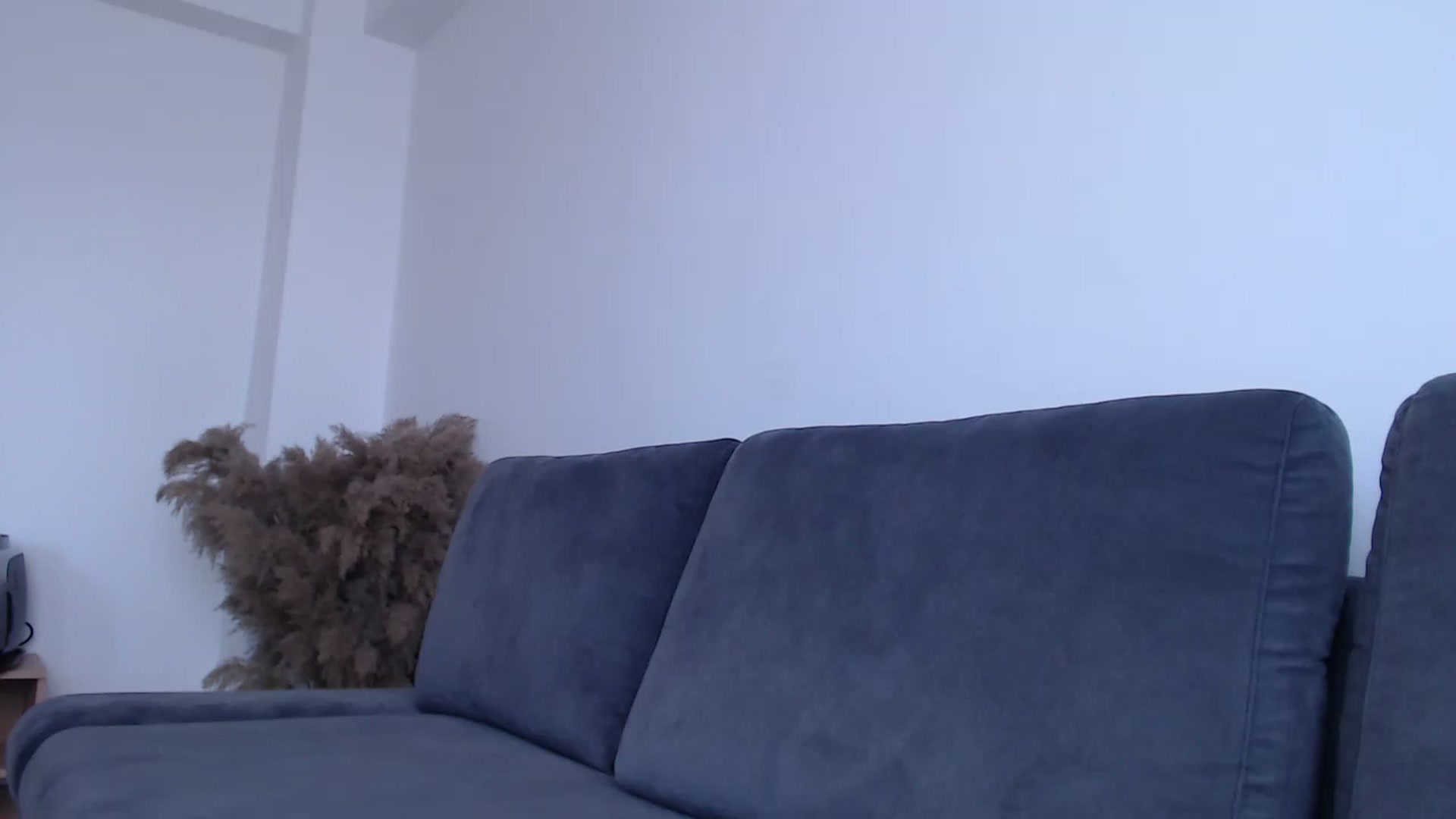 Gallery image thumbnail from call_me_em's myfreecams stream on, 04/27/2023, 09:42 image 14 of 20