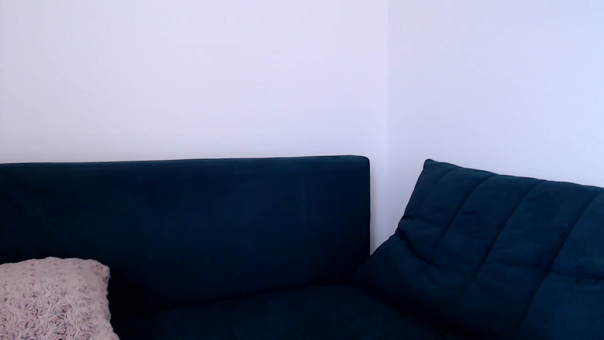Gallery image thumbnail from call_me_em's myfreecams stream on, 05/04/2023, 07:18 image 18 of 20