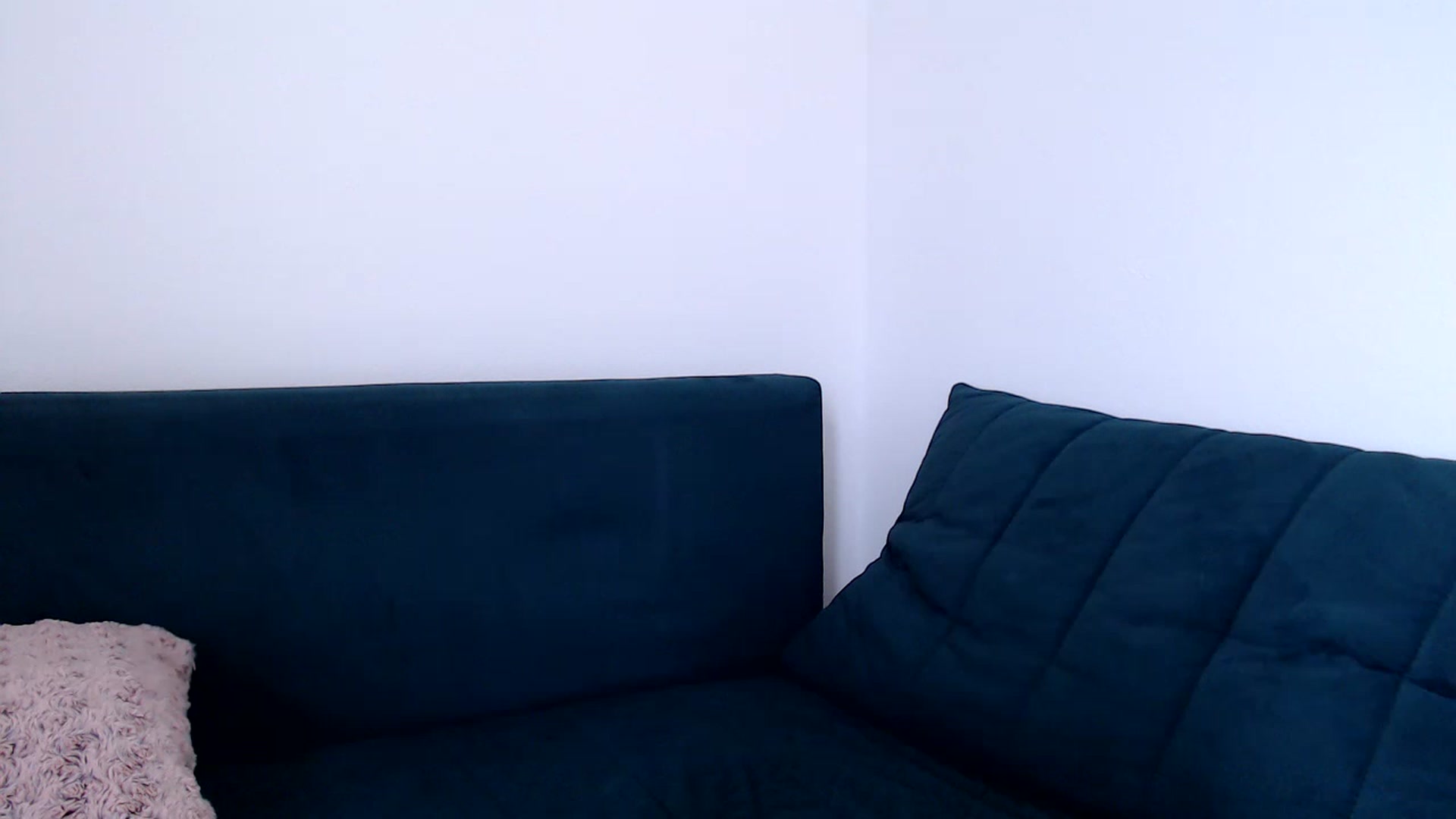 Gallery image thumbnail from call_me_em's myfreecams stream on, 05/04/2023, 08:12 image 12 of 20