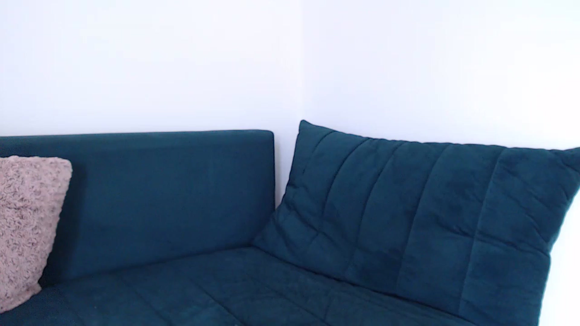 Gallery image thumbnail from call_me_em's myfreecams stream on, 06/13/2023, 09:25 image 18 of 20