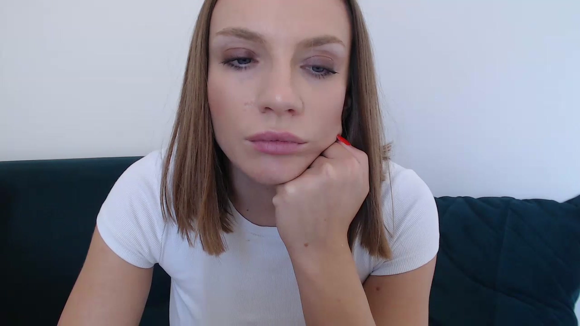 Gallery image thumbnail from call_me_em's myfreecams stream on, 06/30/2023, 09:51 image 17 of 20