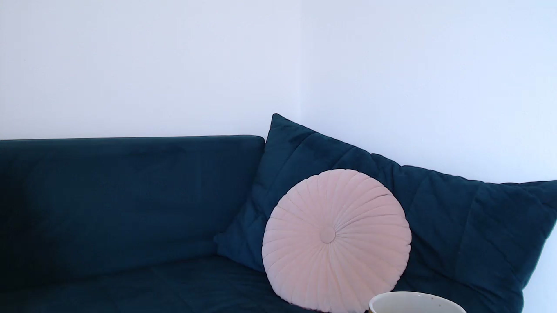 Gallery image thumbnail from call_me_em's myfreecams stream on, 07/19/2023, 08:47 image 13 of 20