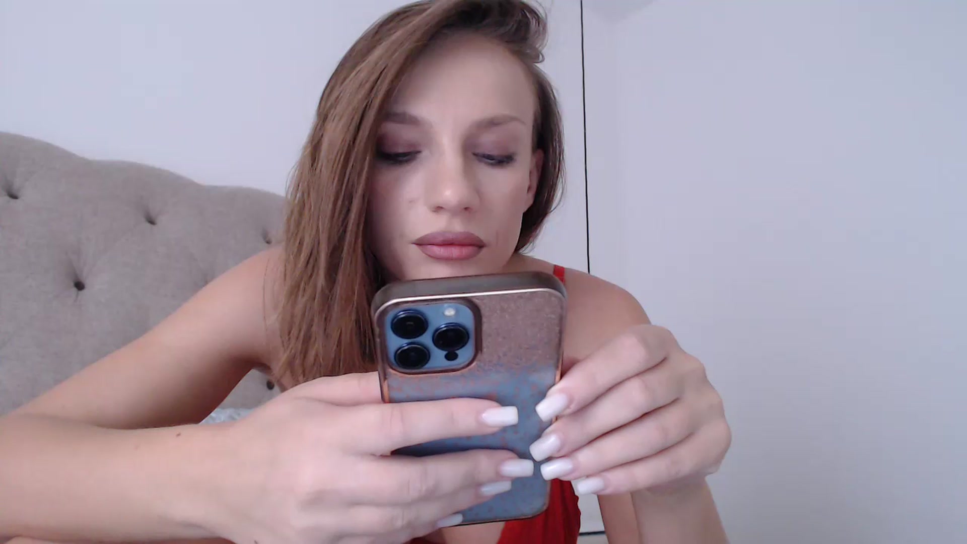 Gallery image thumbnail from call_me_em's myfreecams stream on, 07/20/2023, 09:34 image 1 of 20