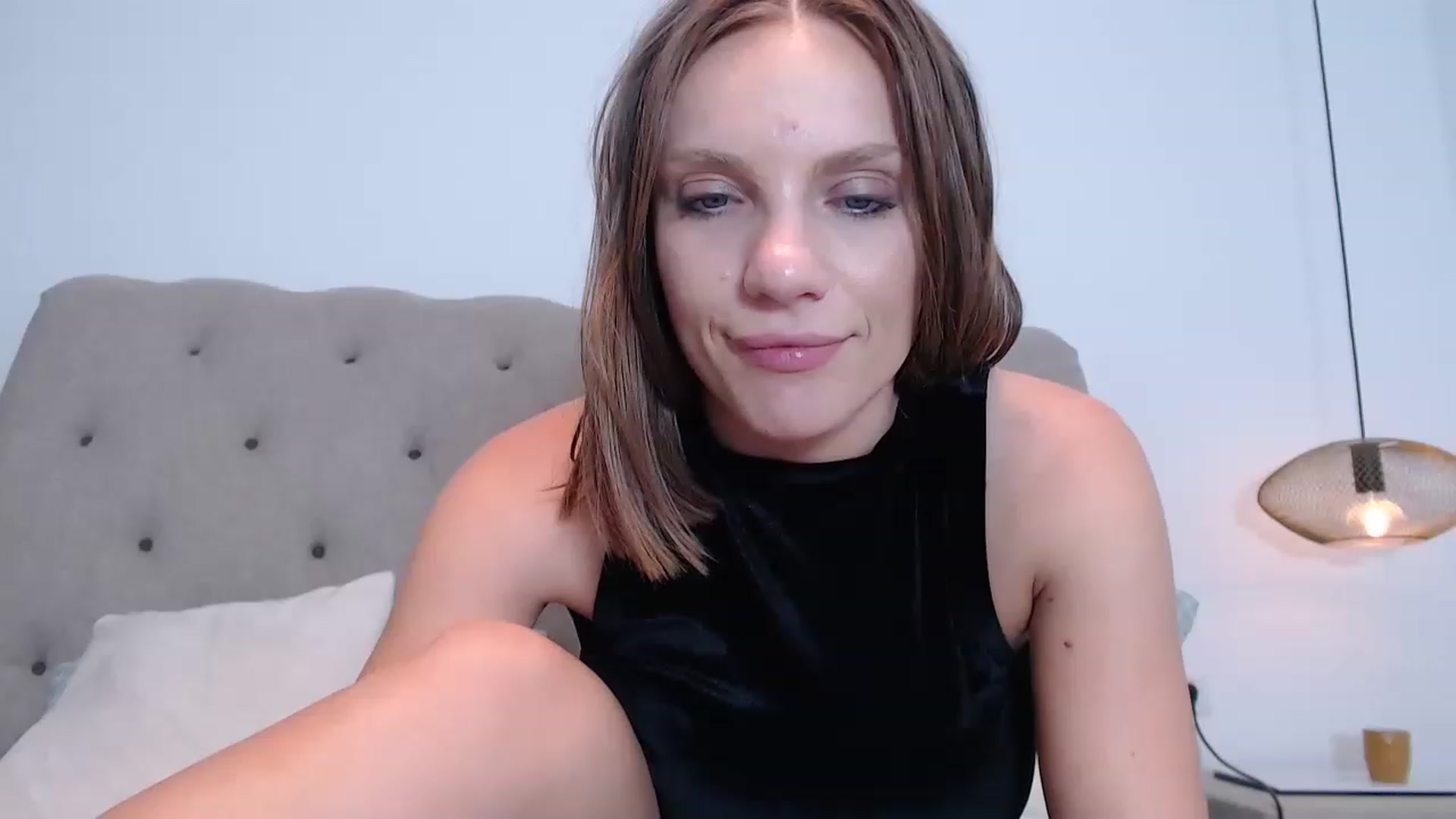 Gallery image thumbnail from call_me_em's myfreecams stream on, 07/26/2023, 21:20 image 13 of 20