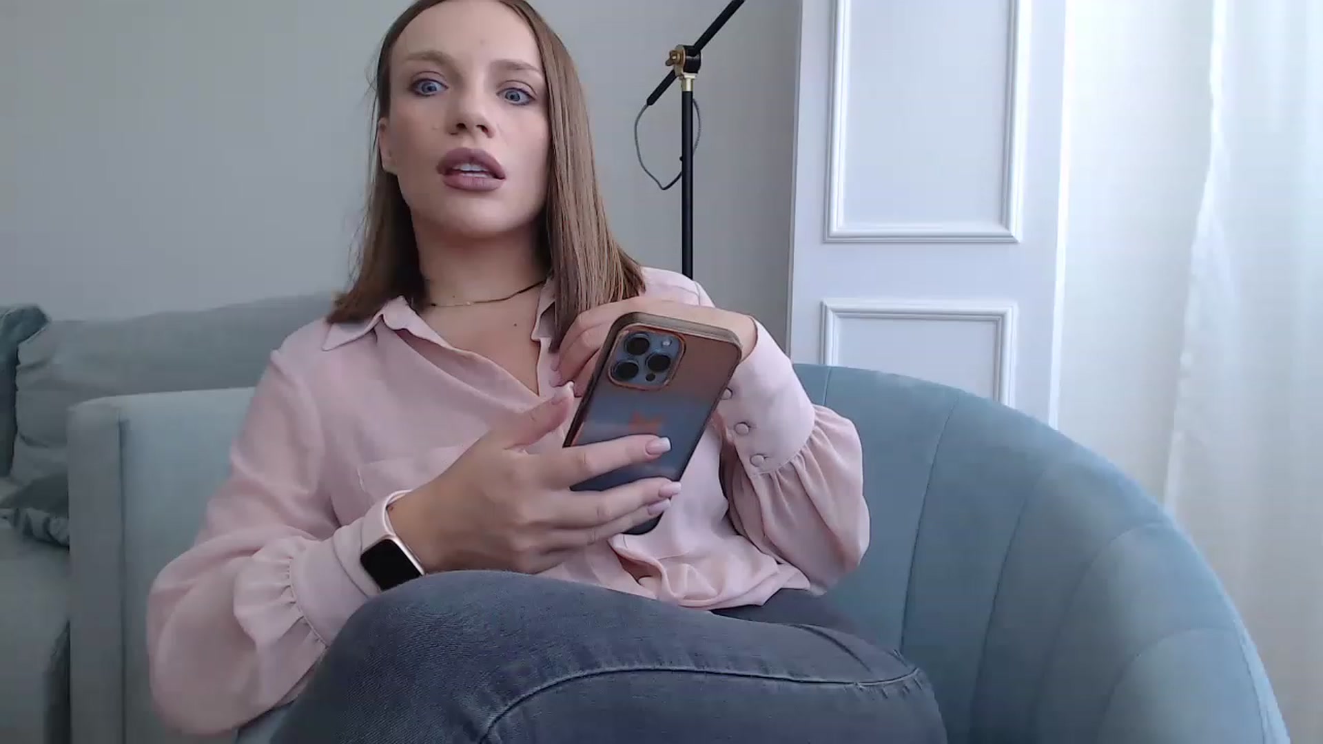 Gallery image thumbnail from call_me_em's myfreecams stream on, 07/28/2023, 09:08 image 3 of 20