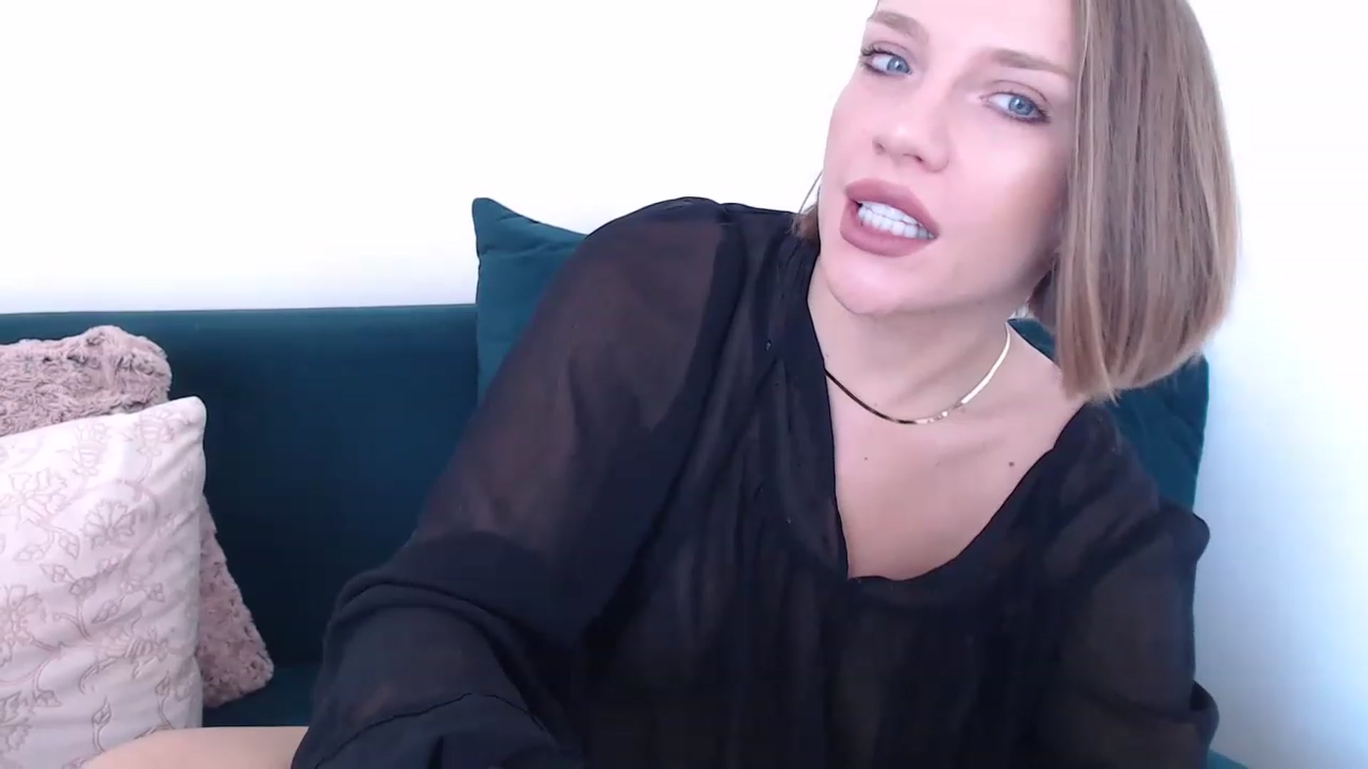 Gallery image thumbnail from call_me_em's myfreecams stream on, 08/14/2023, 08:30 image 9 of 20