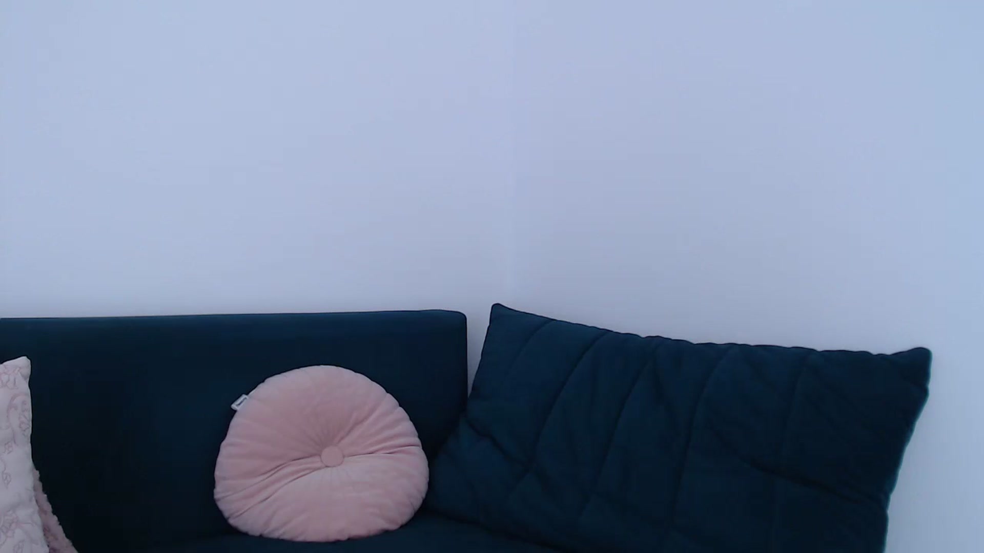 Gallery image thumbnail from call_me_em's myfreecams stream on, 08/26/2023, 07:54 image 20 of 20