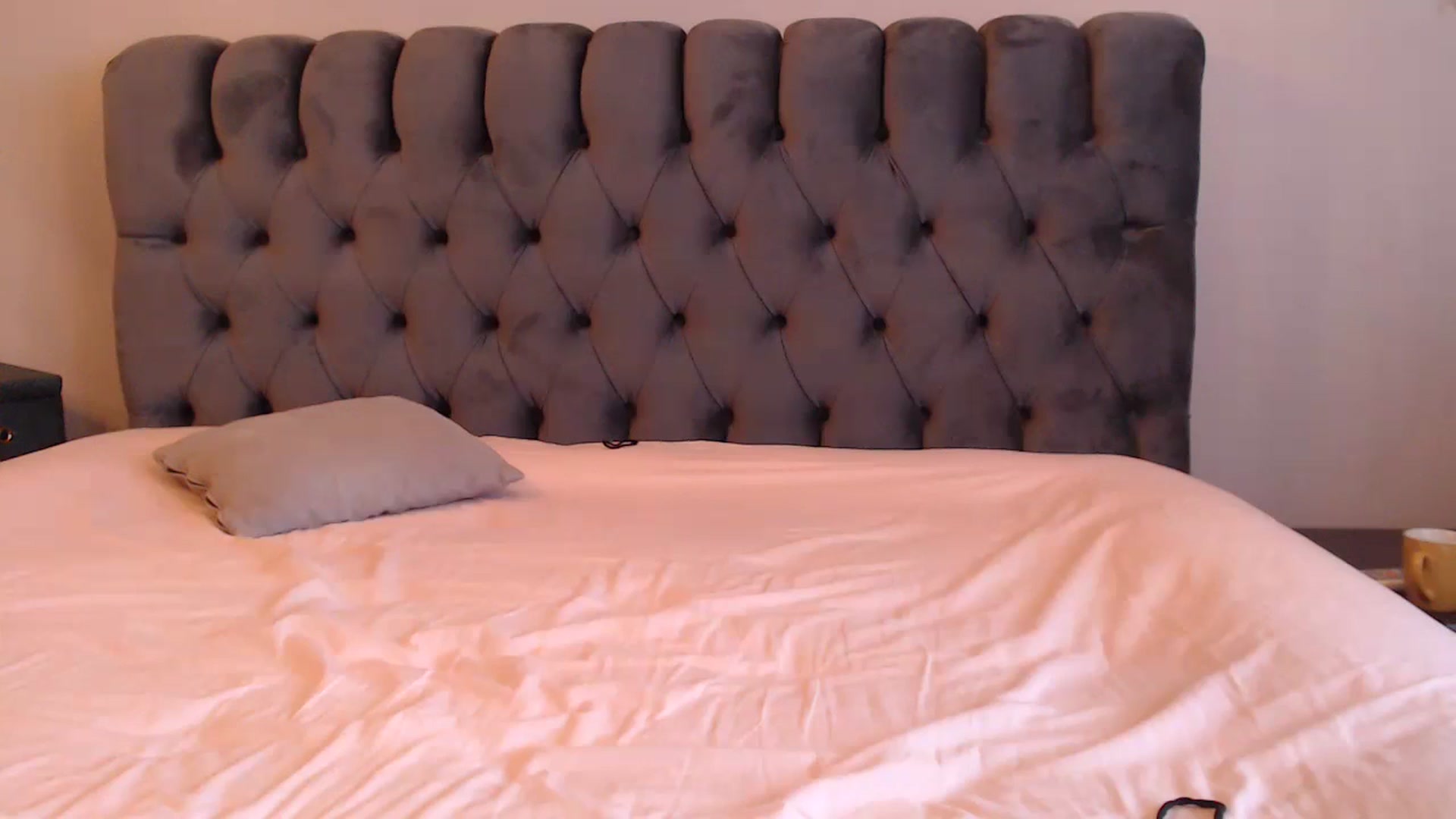 Gallery image thumbnail from call_me_em's myfreecams stream on, 09/11/2023, 07:22 image 11 of 20