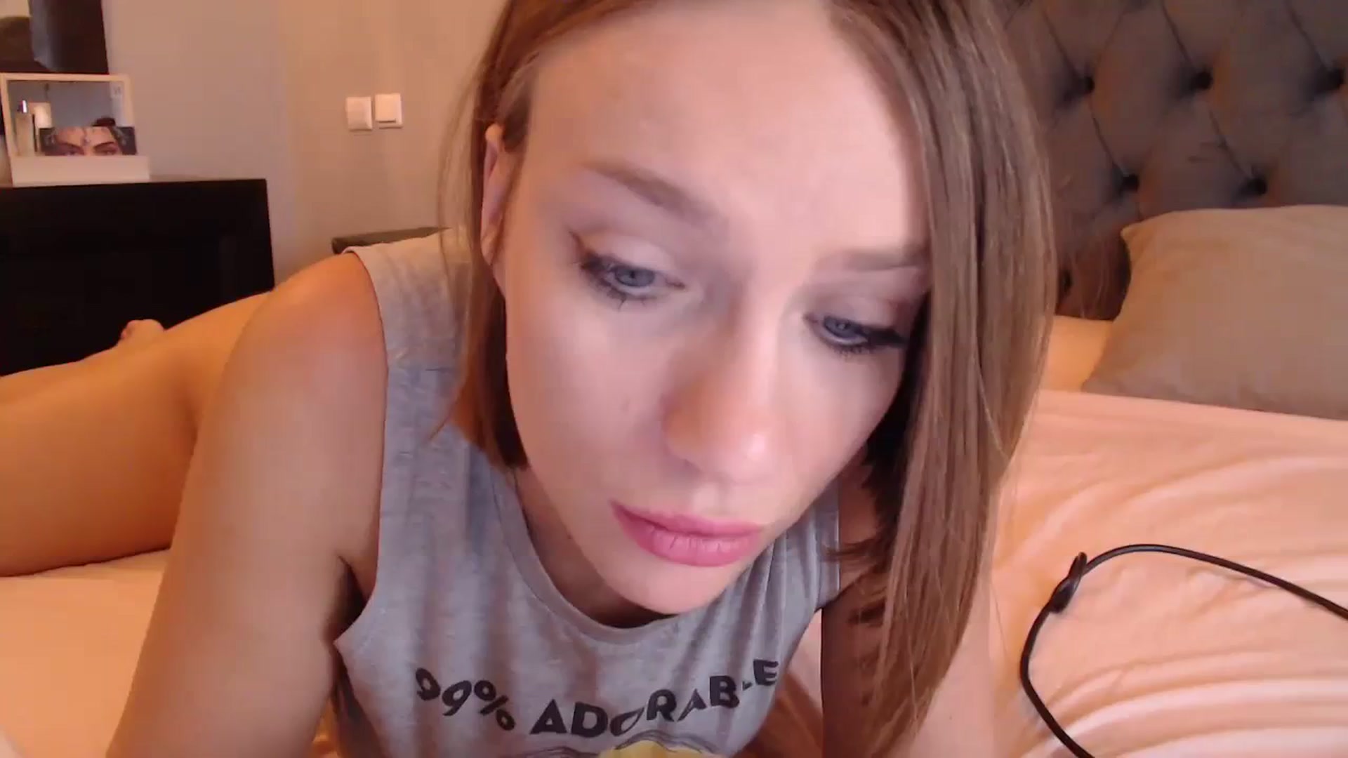 Gallery image thumbnail from call_me_em's myfreecams stream on, 09/15/2023, 08:24 image 4 of 20