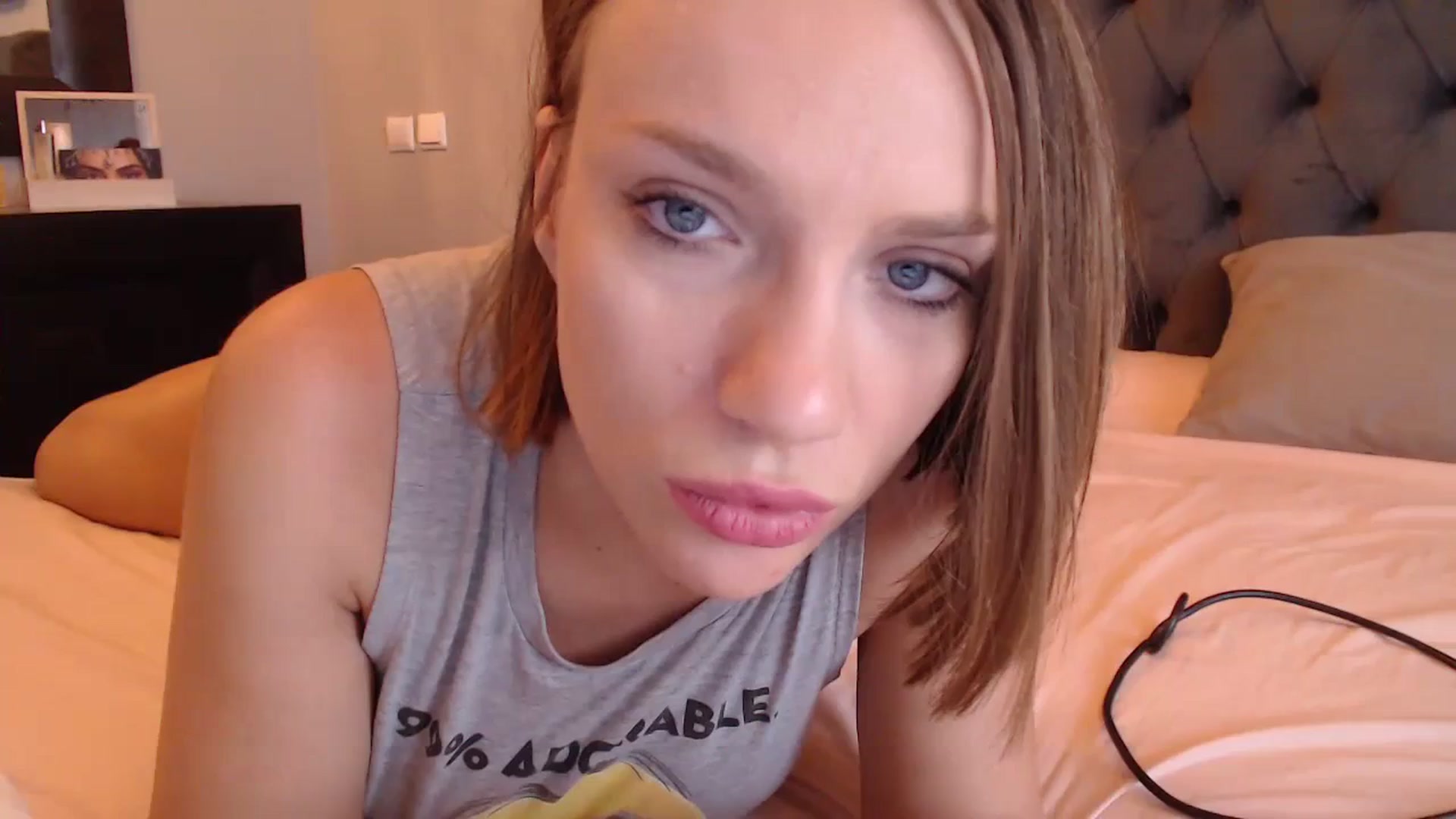 Gallery image thumbnail from call_me_em's myfreecams stream on, 09/15/2023, 08:24 image 6 of 20