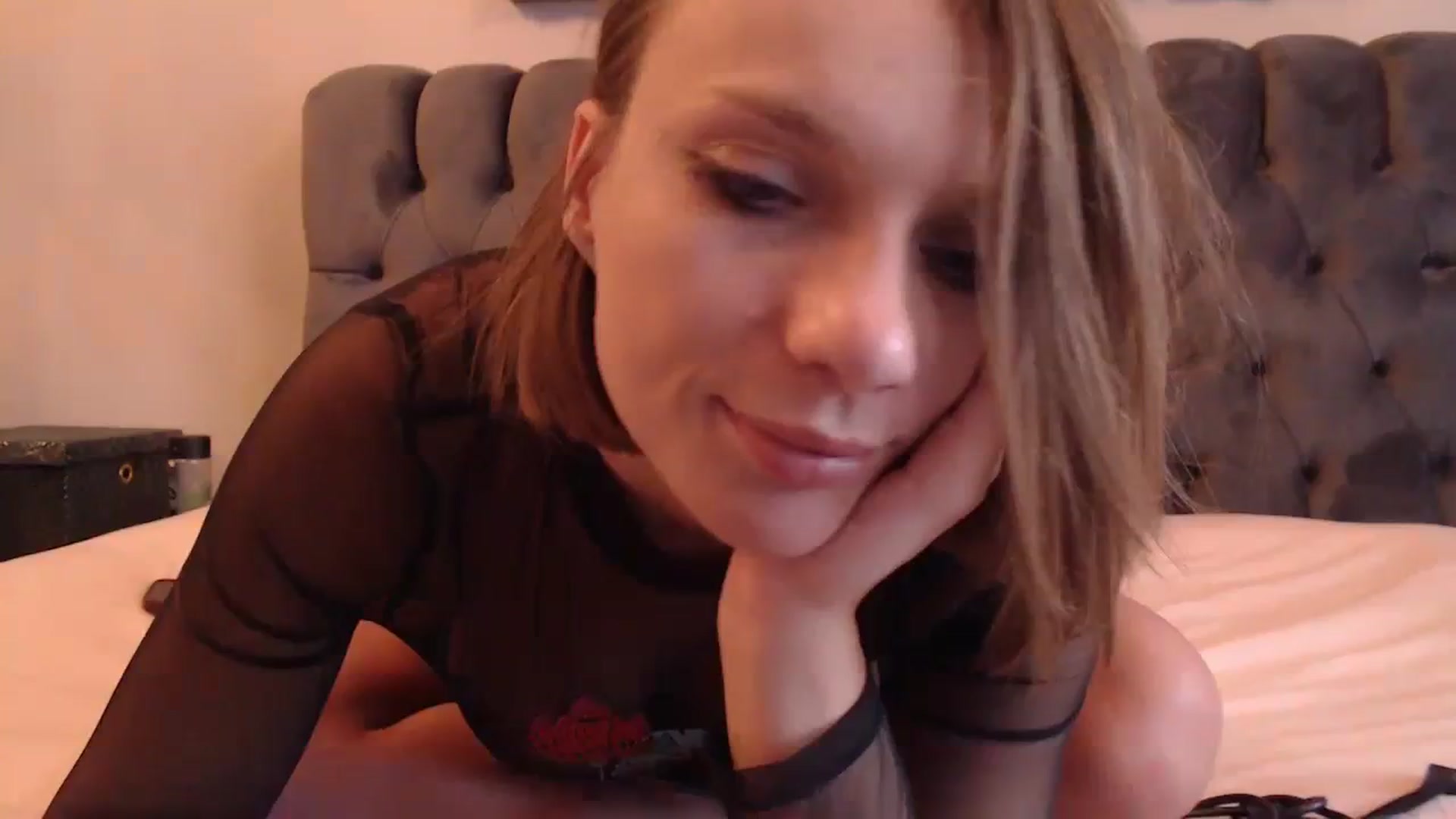 Gallery image thumbnail from call_me_em's myfreecams stream on, 09/16/2023, 11:19 image 18 of 20