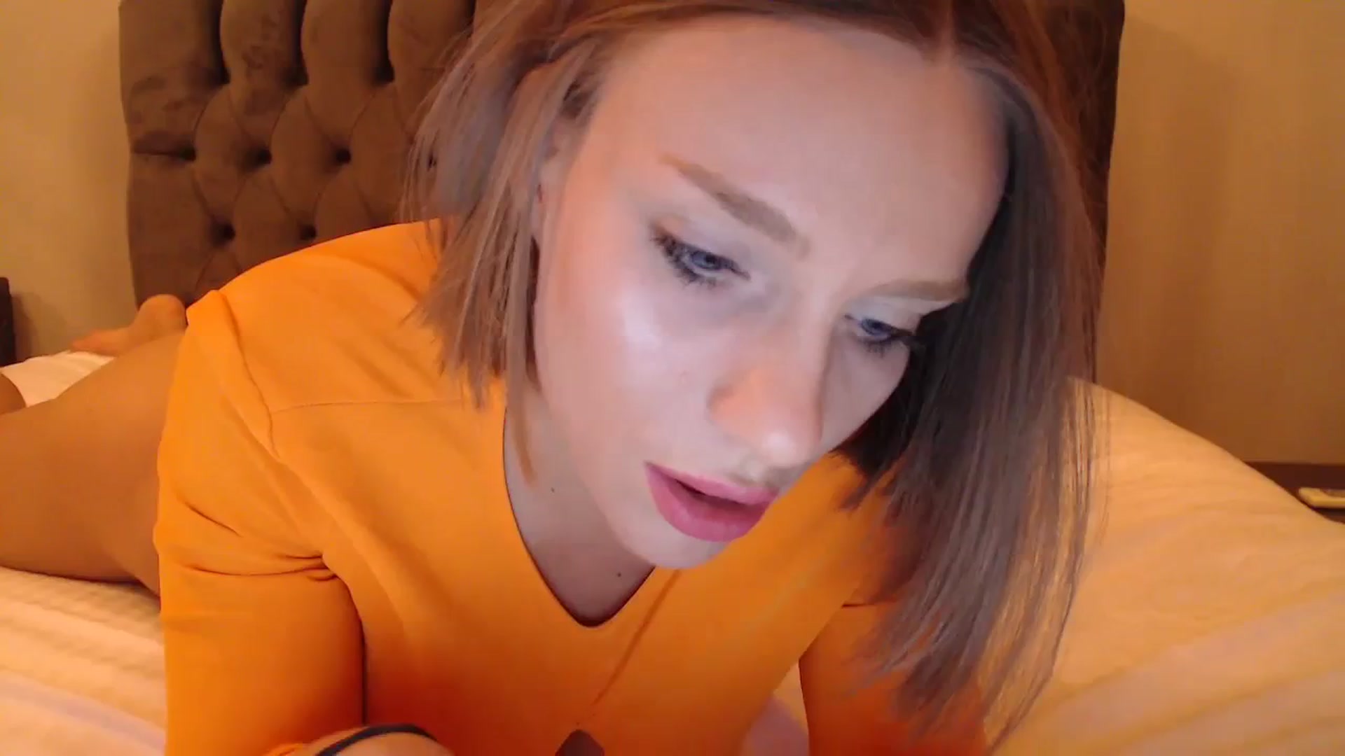 Gallery image thumbnail from call_me_em's myfreecams stream on, 09/25/2023, 16:59 image 1 of 20