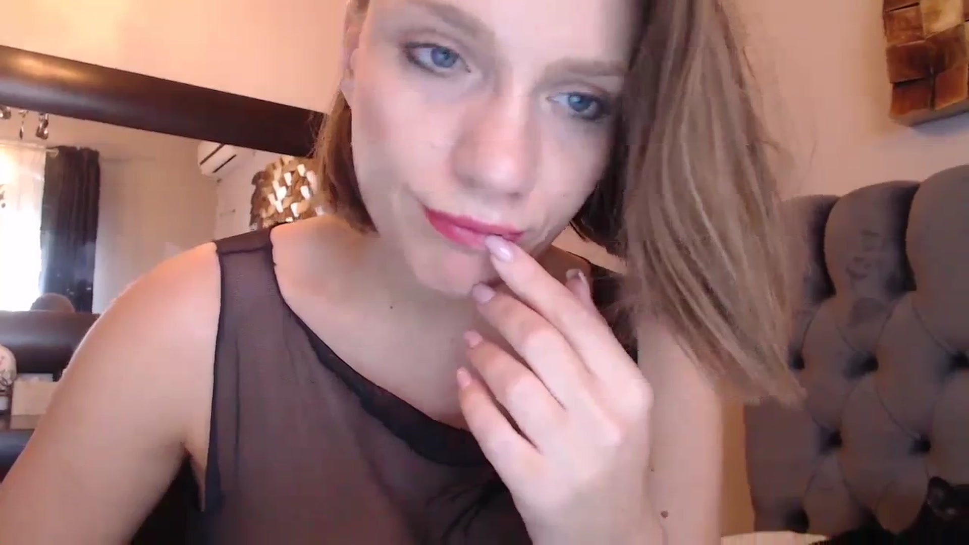 Gallery image thumbnail from call_me_em's myfreecams stream on, 09/26/2023, 08:23 image 18 of 20
