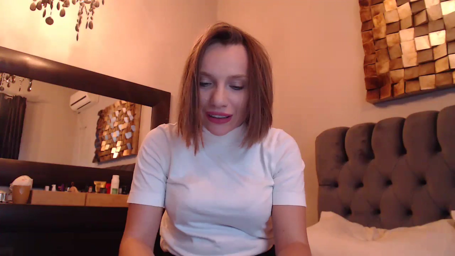 Gallery image thumbnail from call_me_em's myfreecams stream on, 10/25/2023, 14:49 image 16 of 20