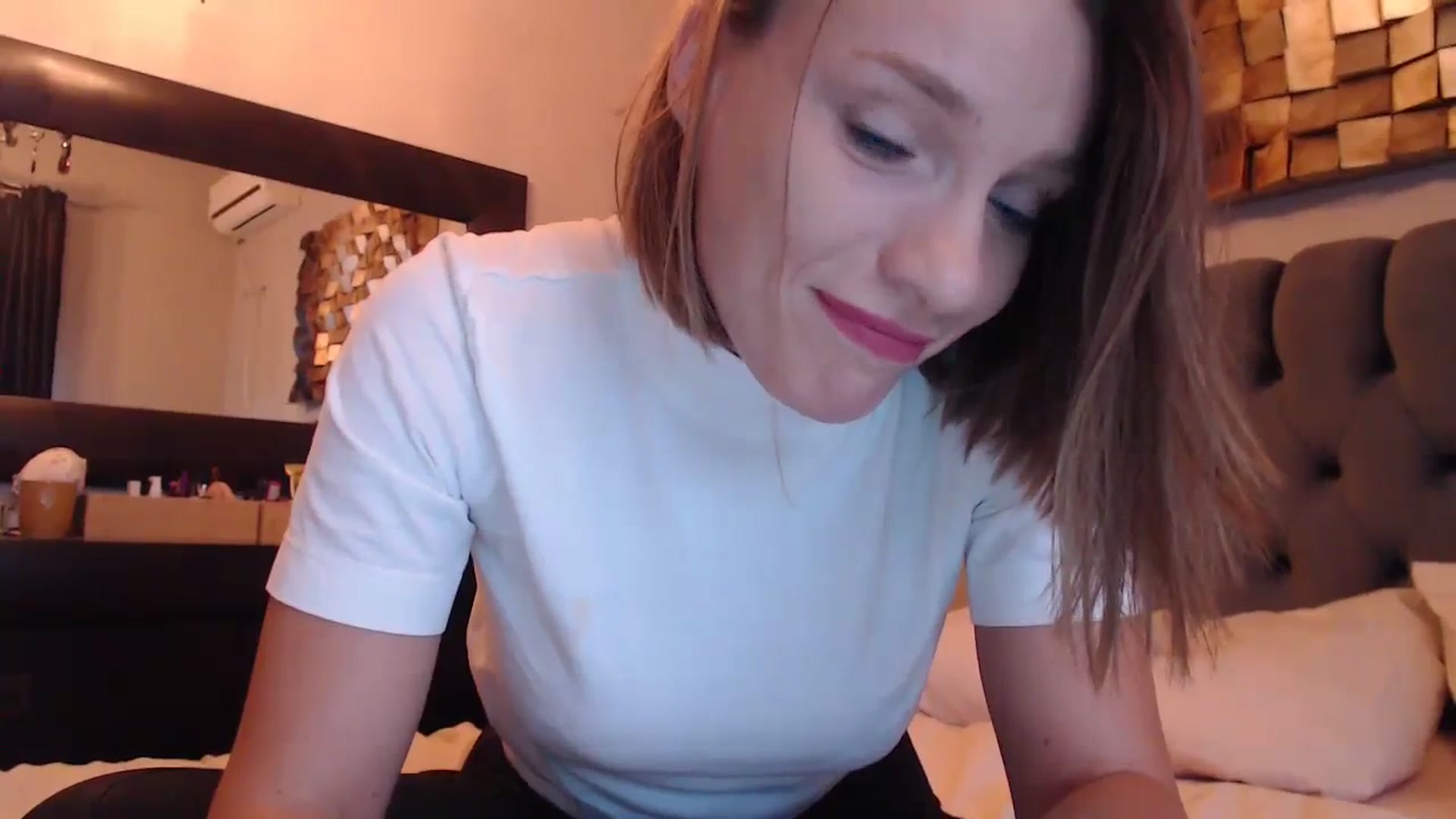 Gallery image thumbnail from call_me_em's myfreecams stream on, 10/25/2023, 14:49 image 11 of 20