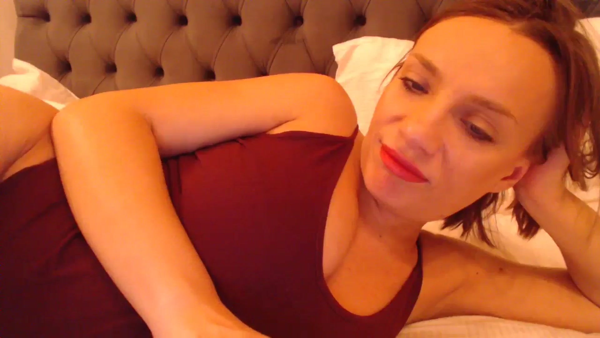 Gallery image thumbnail from call_me_em's myfreecams stream on, 11/04/2023, 12:53 image 18 of 20