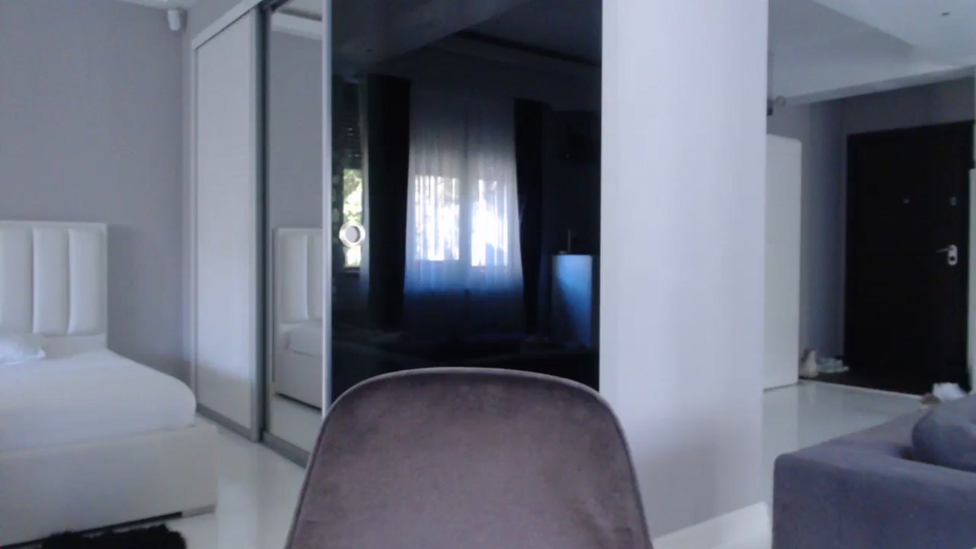 Gallery image thumbnail from call_me_em's myfreecams stream on, 11/05/2023, 10:35 image 6 of 20