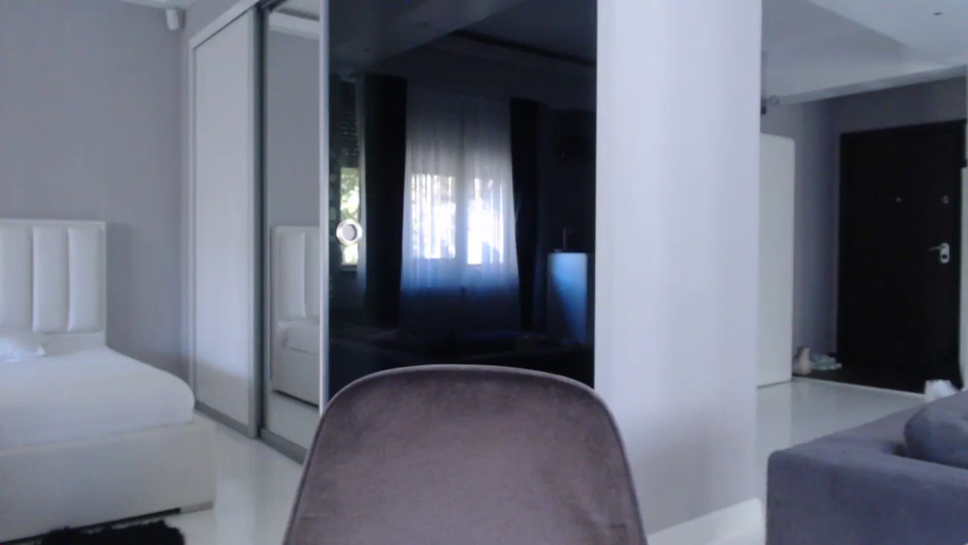 Gallery image thumbnail from call_me_em's myfreecams stream on, 11/05/2023, 10:35 image 5 of 20